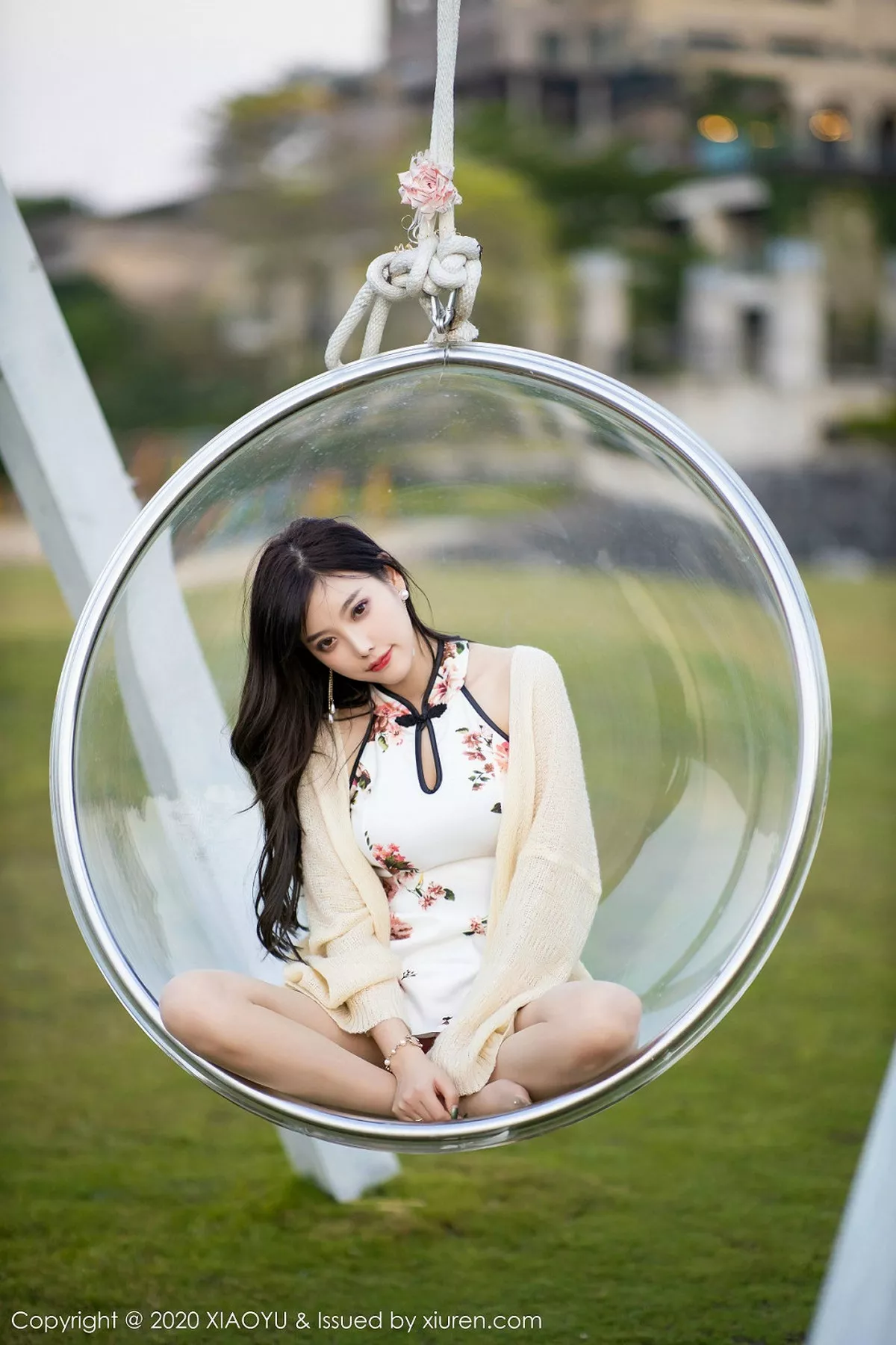 秀人集.com_[XiaoYu画语界]Vol.233_女神杨晨晨室外性感古韵旗袍配超薄肉丝秀美臀玉足诱惑写真140P