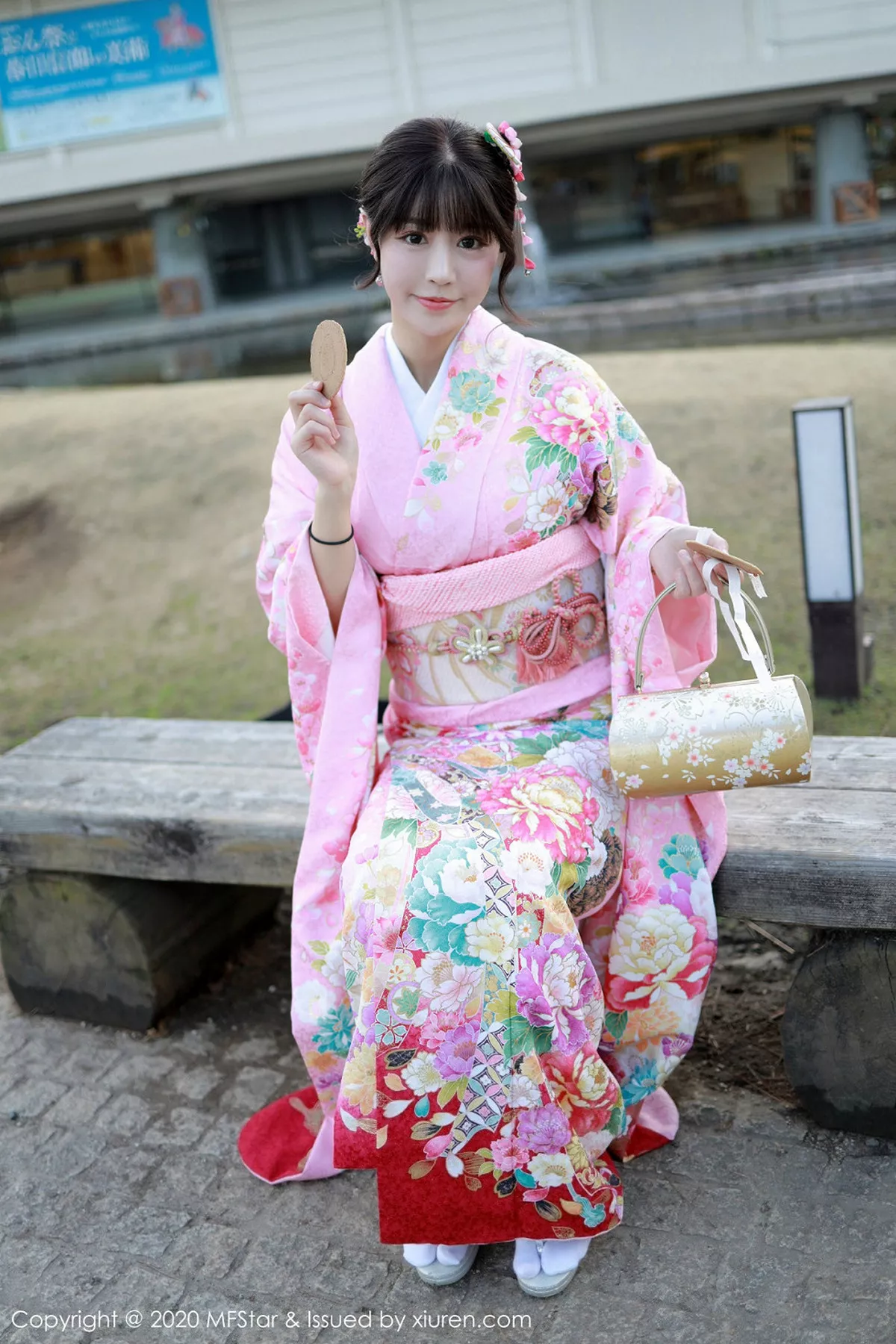 秀人集.com_[MFStar模范学院]Vol.254_女神朱可儿Flower日本旅拍绚丽和服真空秀豪乳诱惑写真75P