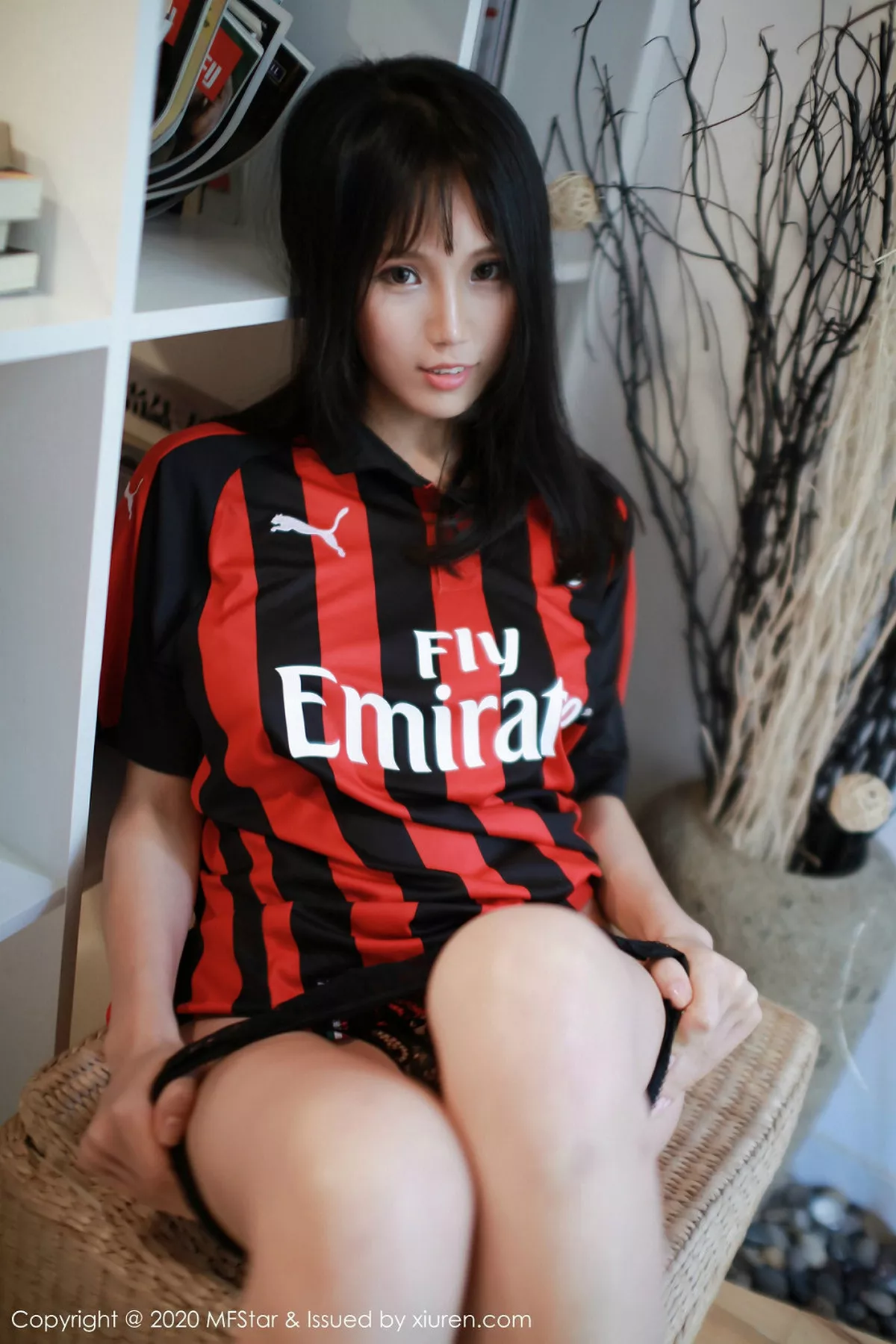 秀人集.com_[MFStar模范学院]Vol.258_嫩模李可可私房红色低胸真空睡衣秀白嫩豪乳火辣诱惑写真52P