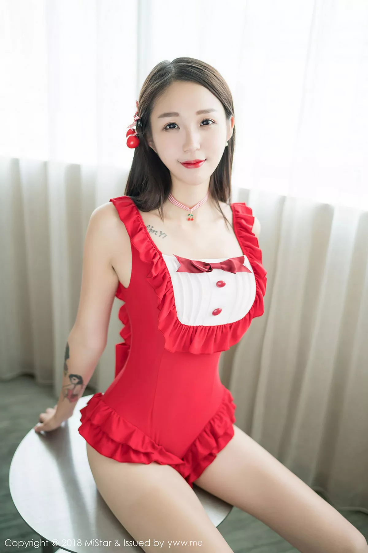 秀人集.com_[MiStar魅妍社]Vol.258_嫩模白沫私房红色连体睡衣+白色蕾丝内衣半脱诱惑写真48P