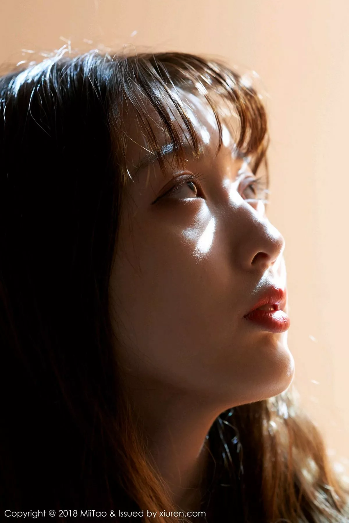 秀人集.com_[MiiTao蜜桃社]Vol.121_嫩模美绪私房真空开背毛衣露豪乳翘臀大尺度撩人诱惑写真92P