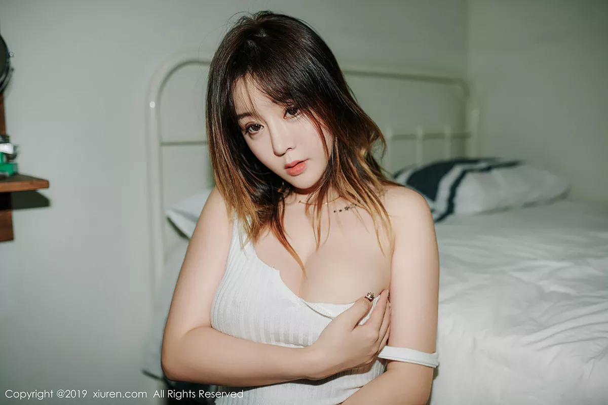 秀人集.com_[XiuRen秀人网]No.1328_女神王雨纯户外黑色高叉连体透视内衣秀火辣身材诱惑写真57P