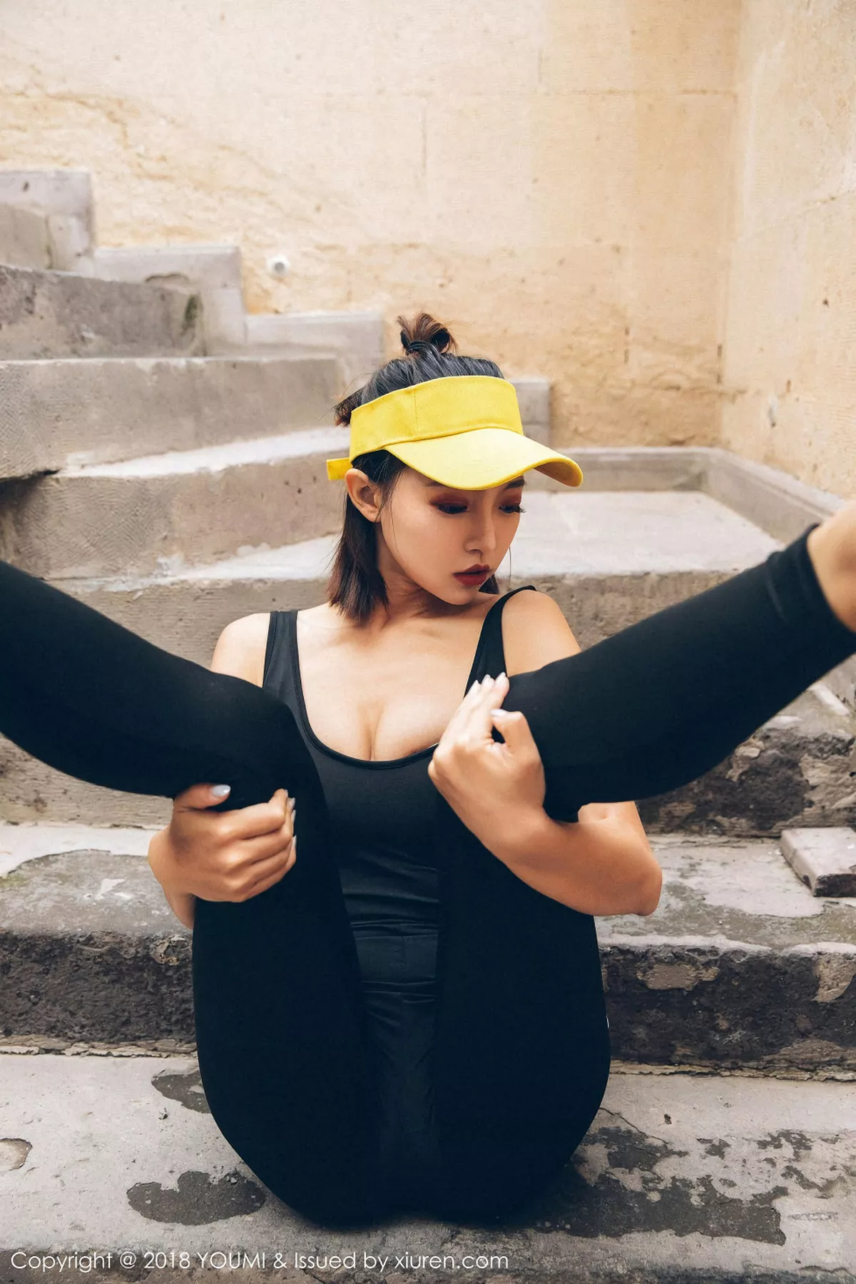 秀人集.com_[YouMi尤蜜荟]Vol.254_女神冯木木LRIS私房白色情趣内衣配吊带白丝袜妩媚诱惑写真46P