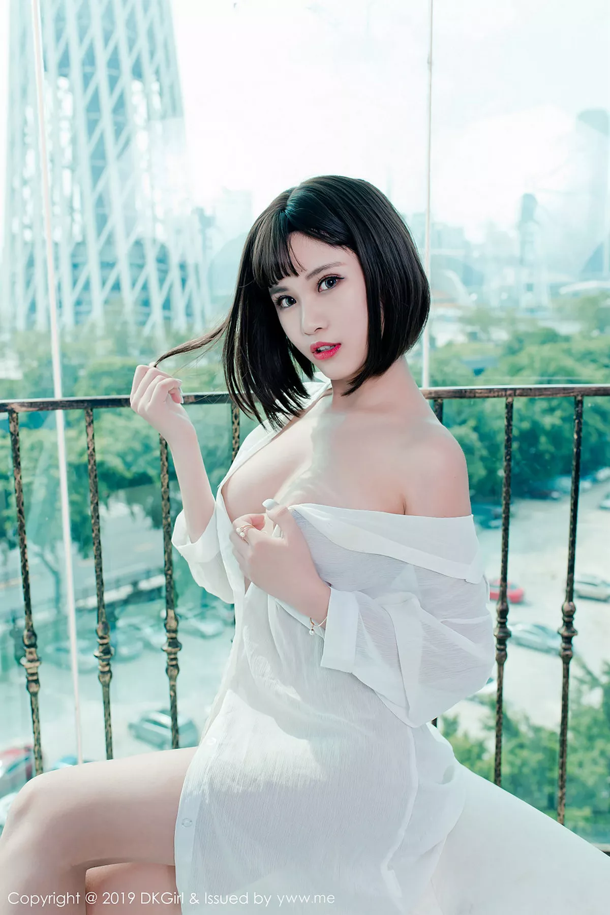 秀人集.com_[DKGirl御女郎]Vol.094_嫩模萌宝儿BoA私房真空白衬衣全脱秀火辣美体极致诱惑写真49P