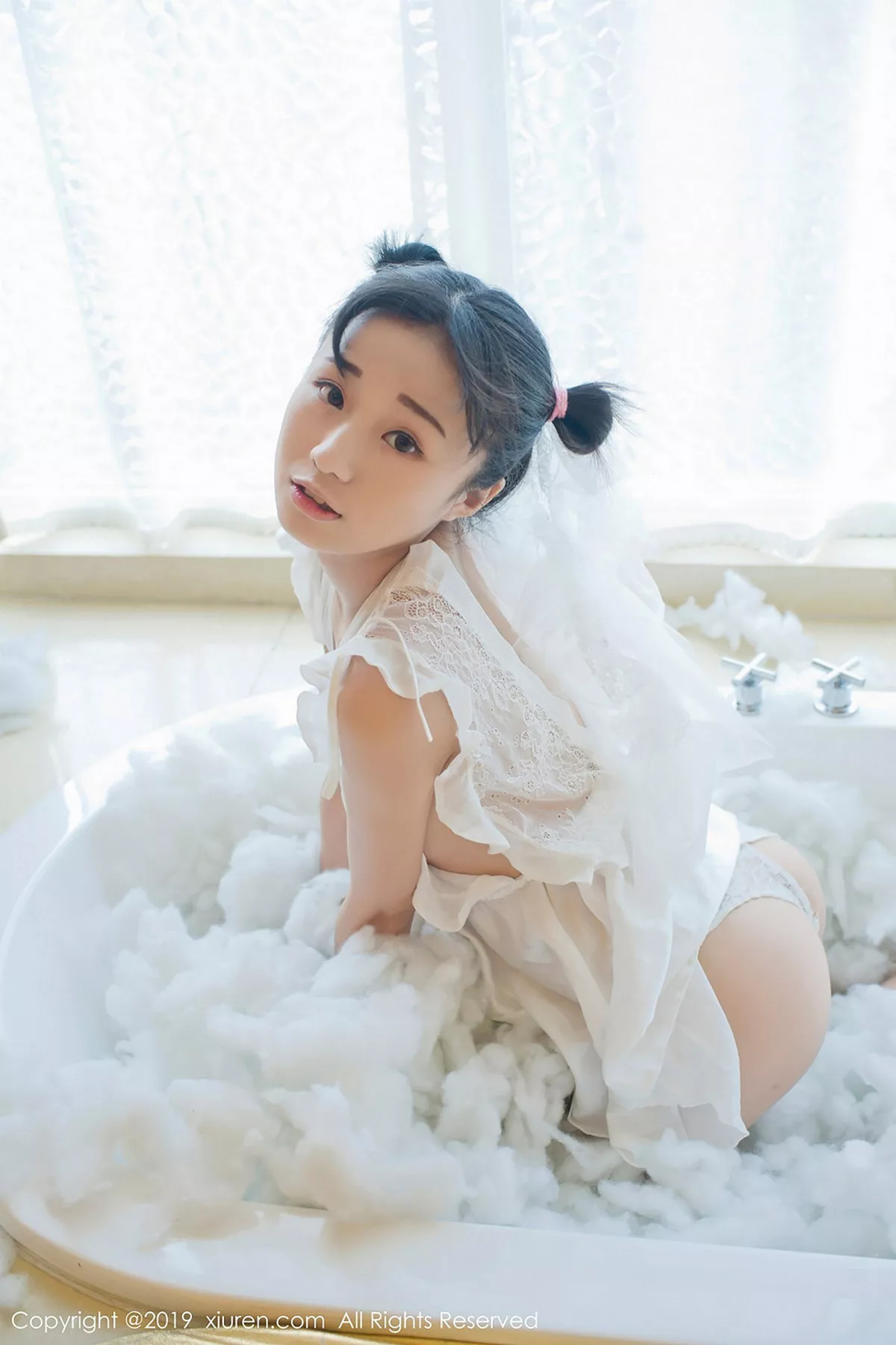 秀人集.com_[XiuRen秀人网]No.1313_豪乳嫩模仓井优香私房白色蕾丝薄纱露傲人豪乳撩人诱惑写真45P