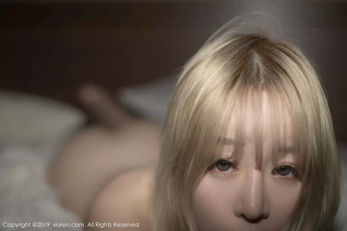 秀人集.com_[XiuRen秀人网]No.1352_女神王雨纯居家床上大尺度全裸秀火辣美体撩人姿势诱惑写真40P