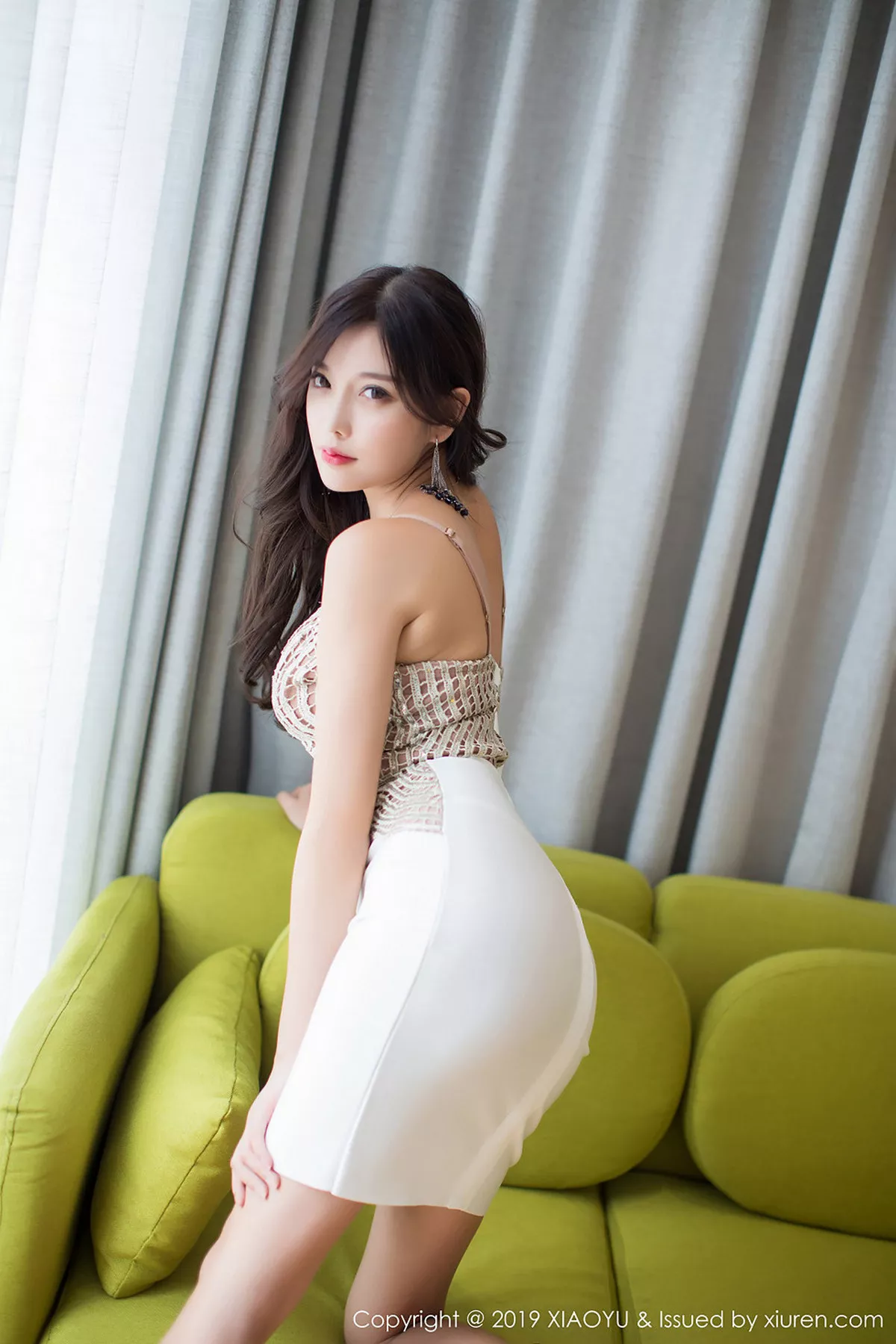 秀人集.com_[XiaoYu画语界]Vol.010_女神杨晨晨sugar私房吊带蕾丝袜秀白嫩肌肤撩人诱惑写真66P