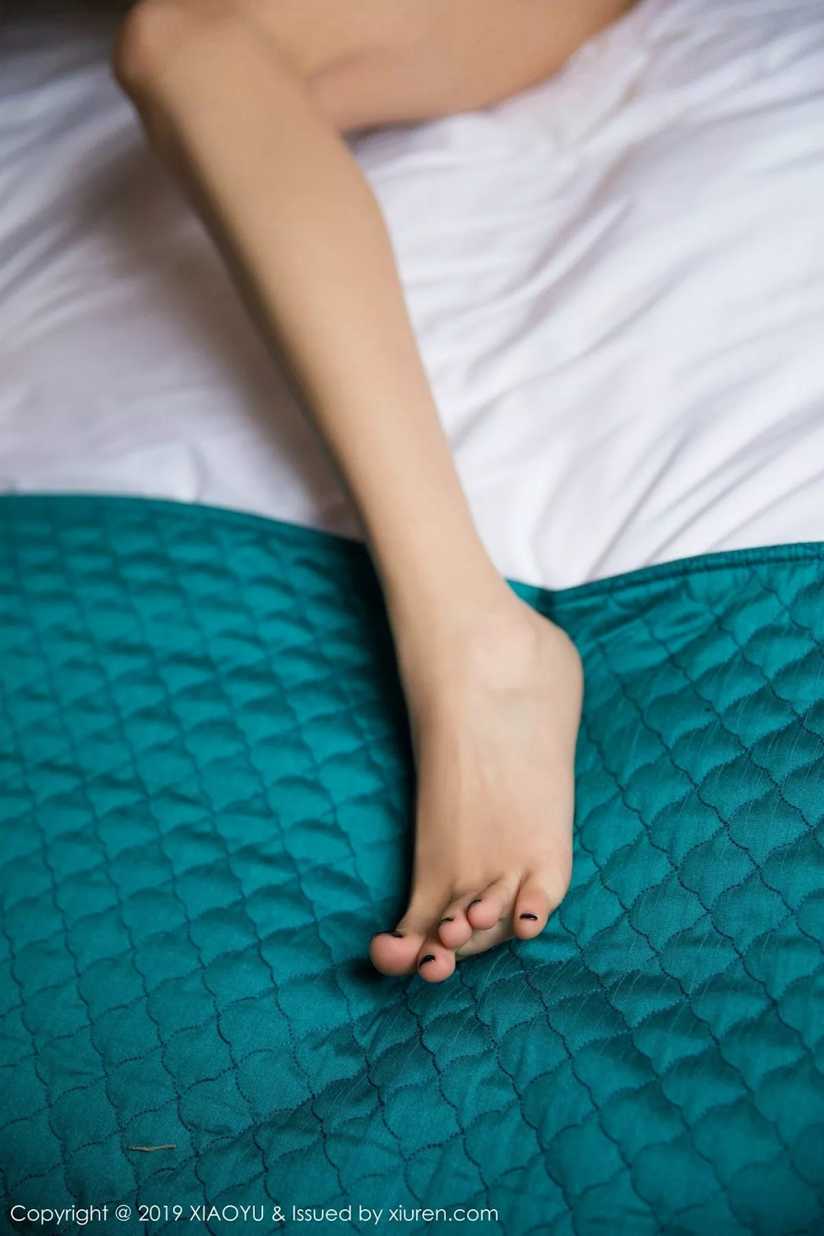 秀人集.com_[XiaoYu画语界]Vol.054_女神杨晨晨sugar私房红色蕾丝情趣内衣秀完美身材诱惑写真62P