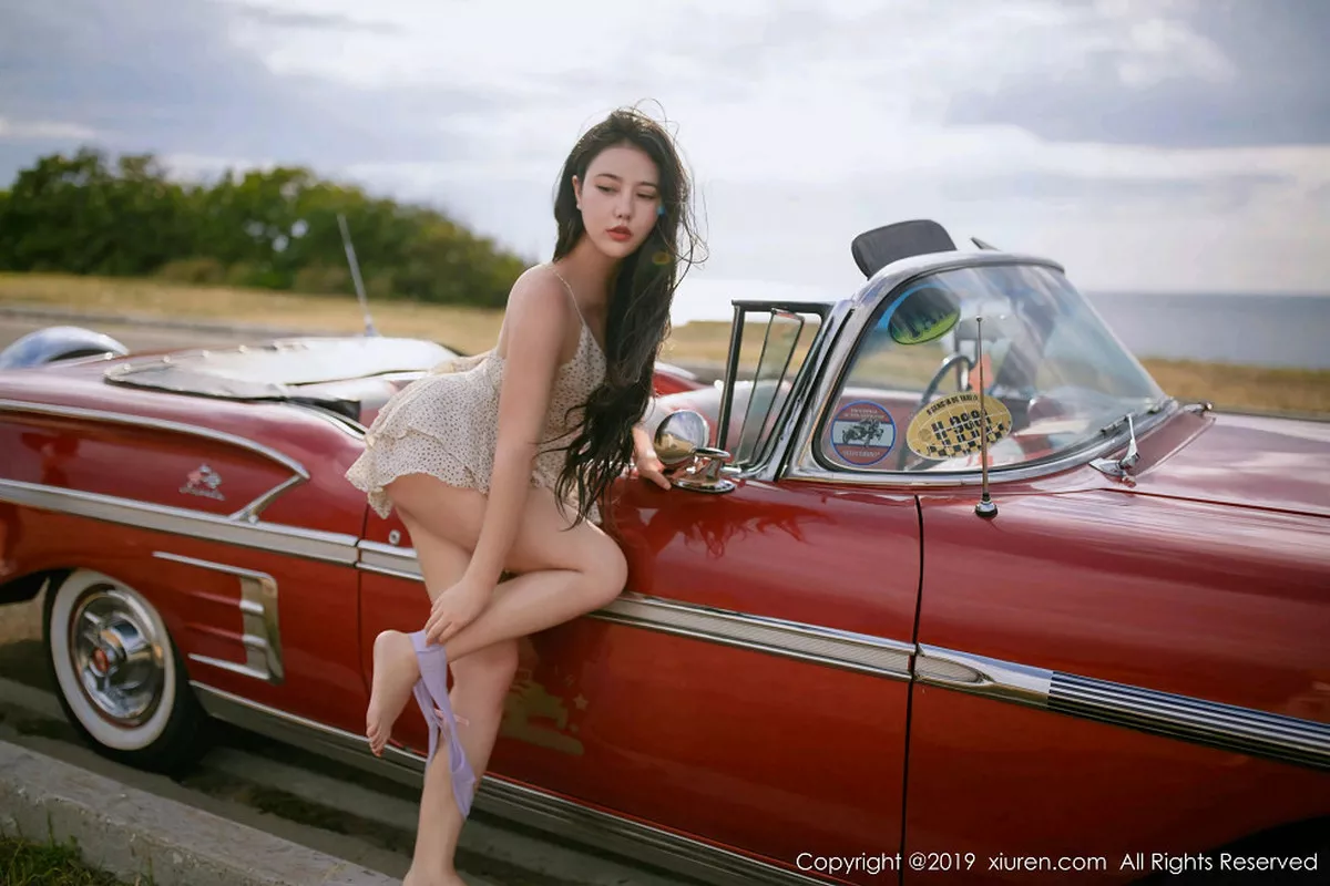 秀人集.com_[XiuRen秀人网]No.1463_女神Manuela玛鲁娜心愿旅拍香车大胆露出火辣翘臀诱惑写真61P