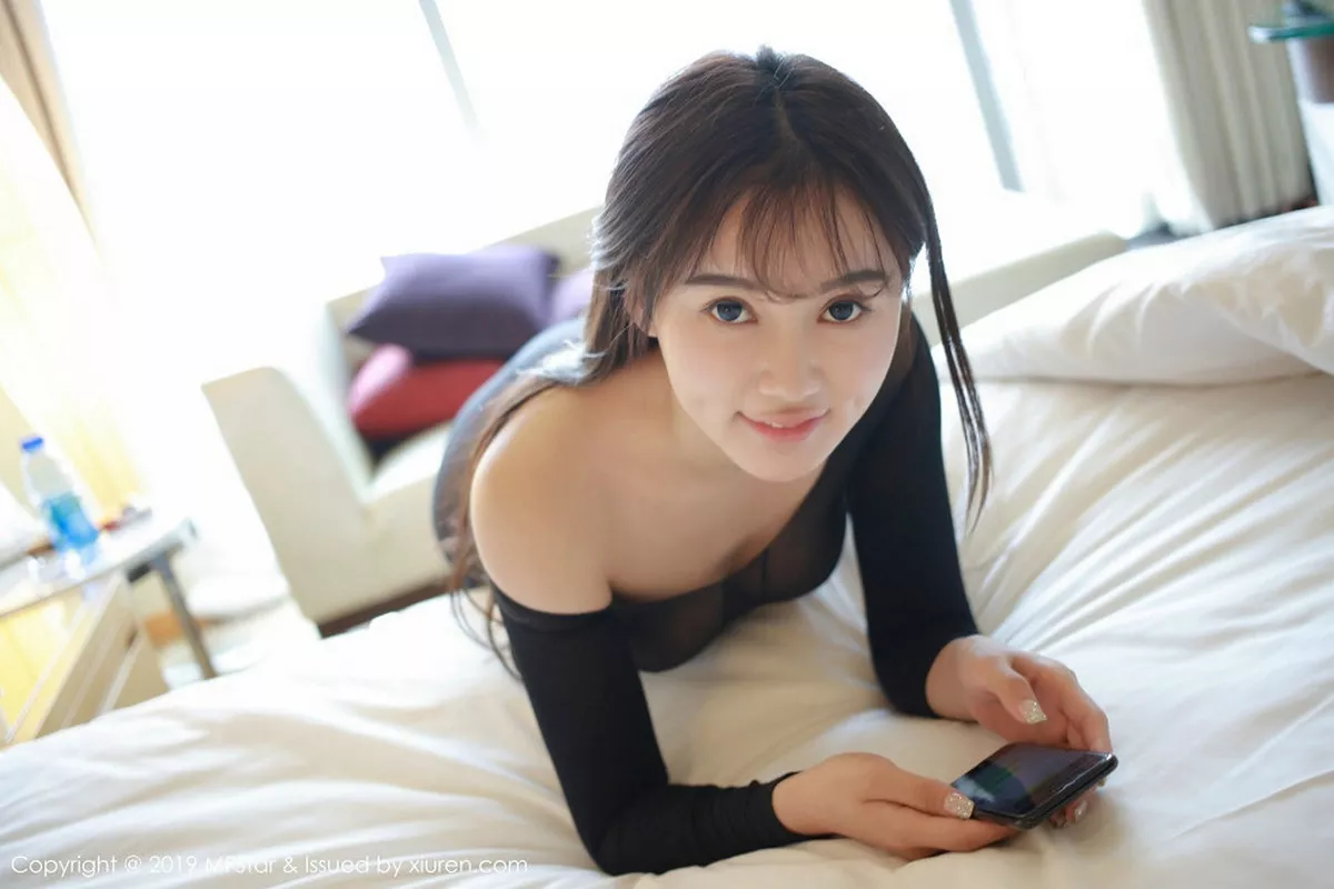 秀人集.com_[MFStar模范学院]Vol.190_嫩模程程CC连体黑丝裤袜透视秀豪乳翘臀喷血诱惑写真32P