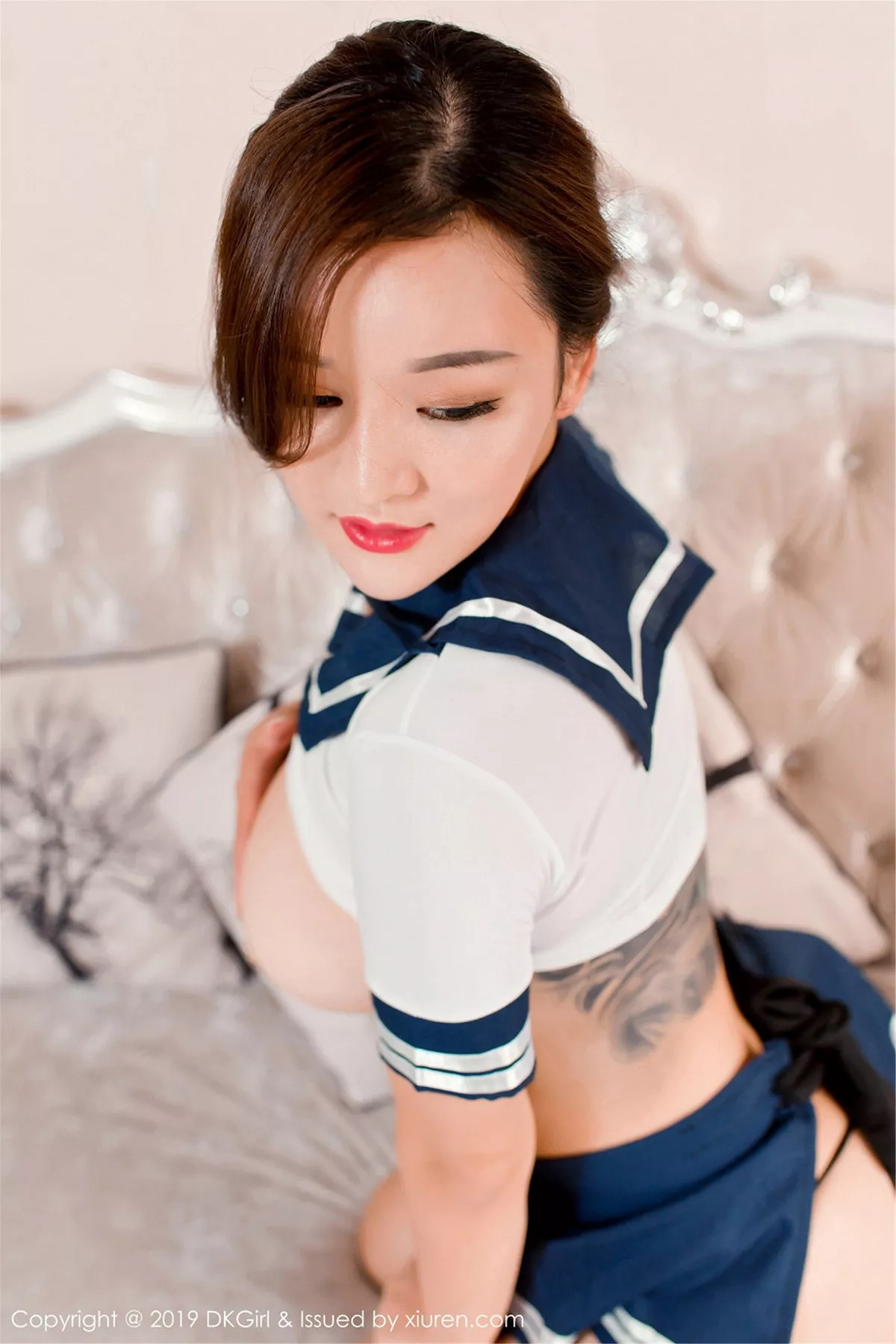 秀人集.com_[DKGirl御女郎]Vol.110_嫩模潘琳琳ber私房性感学生制服半脱露豪乳遮点极致诱惑写真50P