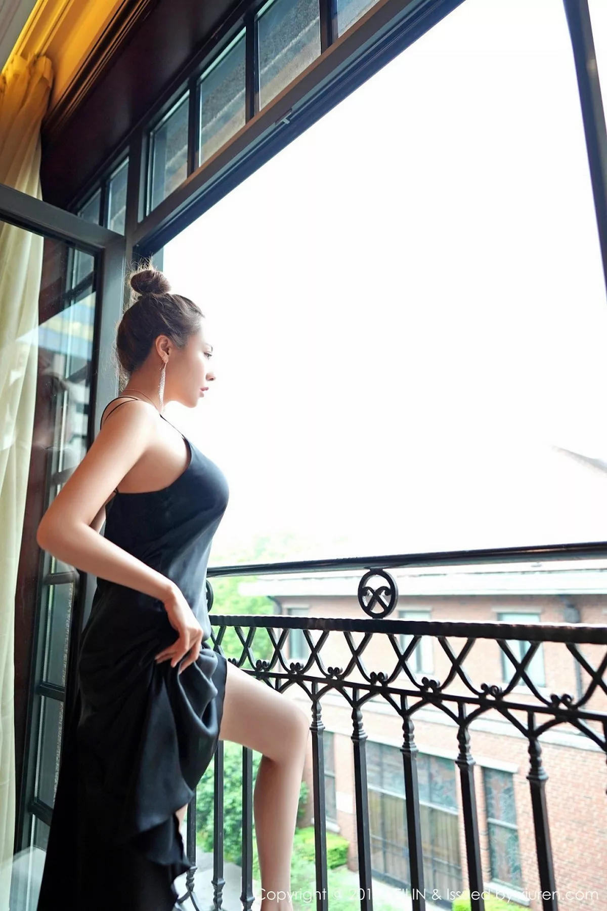 秀人集.com_[FeiLin嗲囡囡]Vol.197_御姐果儿Victoria黑色吊袜情趣内衣+私房内衣惹火诱惑写真60P