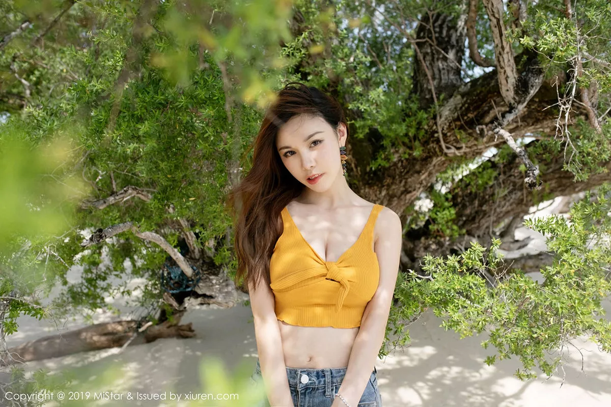 秀人集.com_[MiStar魅妍社]Vol.299_嫩模沈佳熹仙本那旅拍户外性感内衣配牛仔裤完美诱惑写真40P