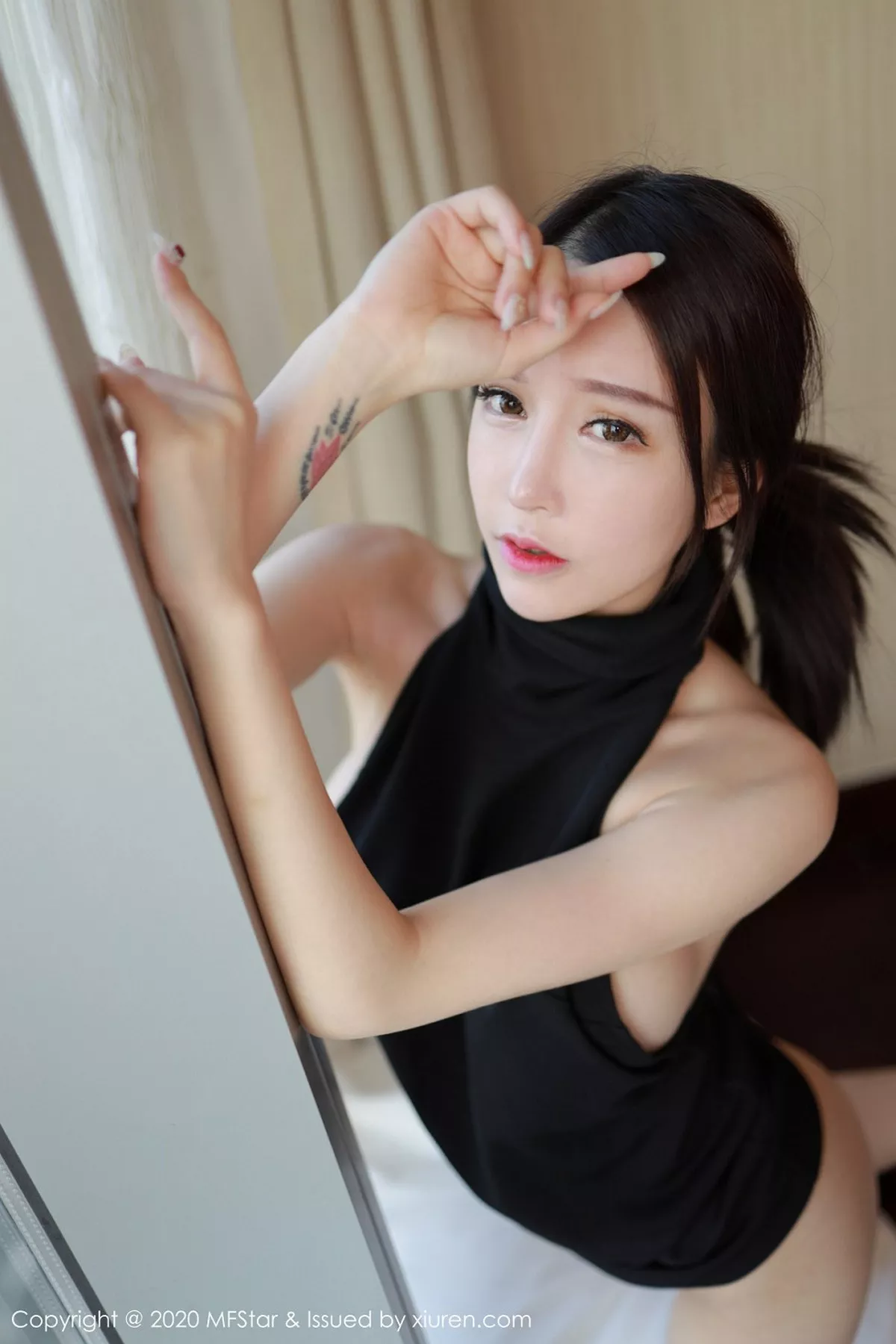 秀人集.com_[MFStar模范学院]Vol.274_嫩模玉兔miki私房黑色开背毛衣侧露豪乳惹火诱惑写真62P