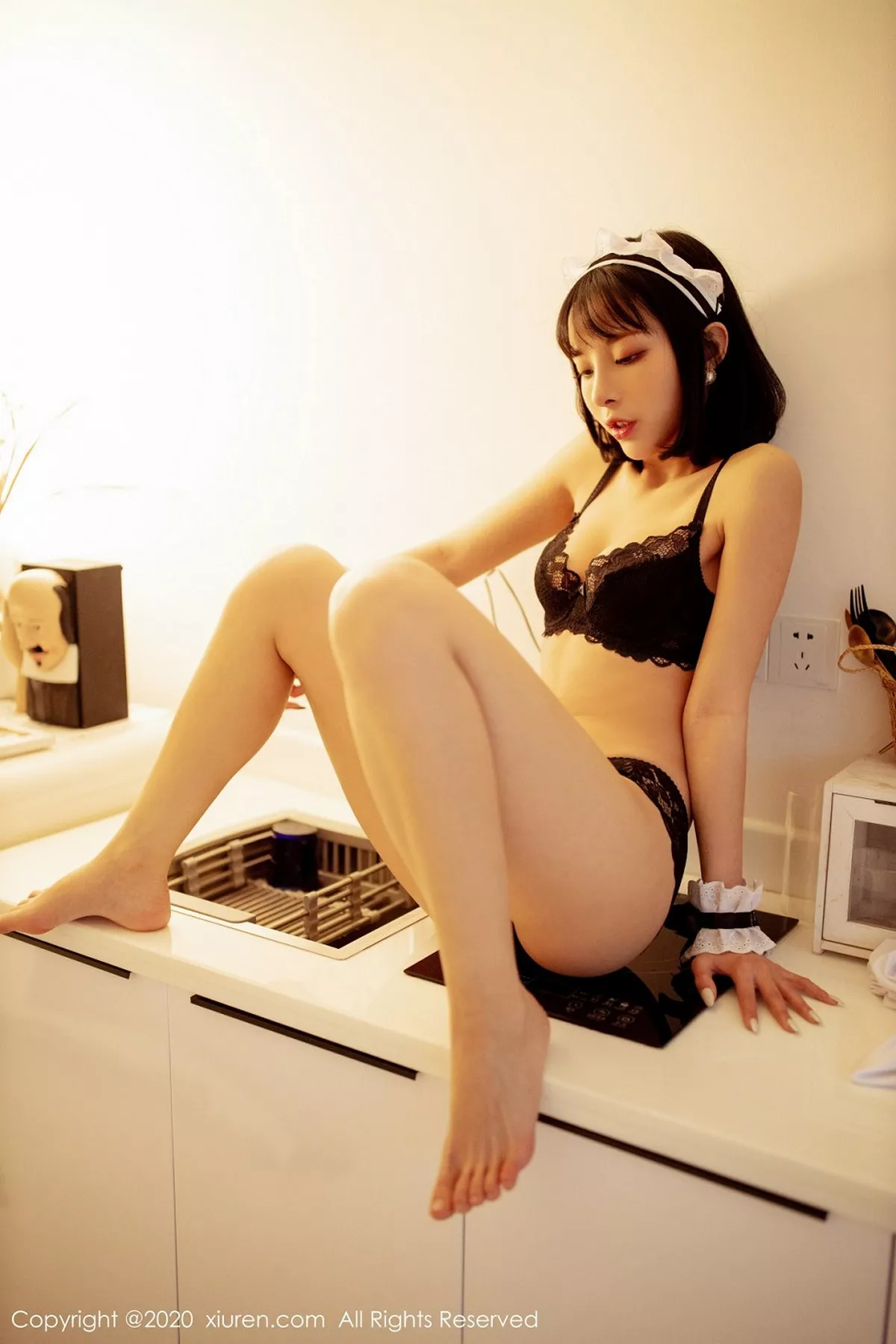 秀人集.com_[XiuRen秀人网]No.2008_嫩模陈小喵私房情趣女仆装半脱蕾丝内裤秀翘臀极致诱惑写真64P