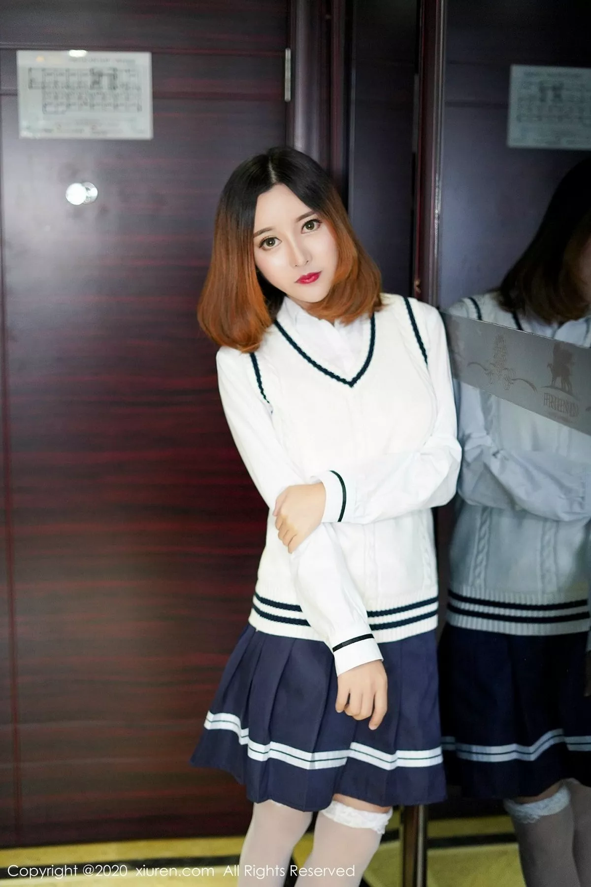 秀人集.com_[XiuRen秀人网]No.2010_嫩模李梓熙私房性感学生装半脱衬衣无内真空露豪乳诱惑写真51P