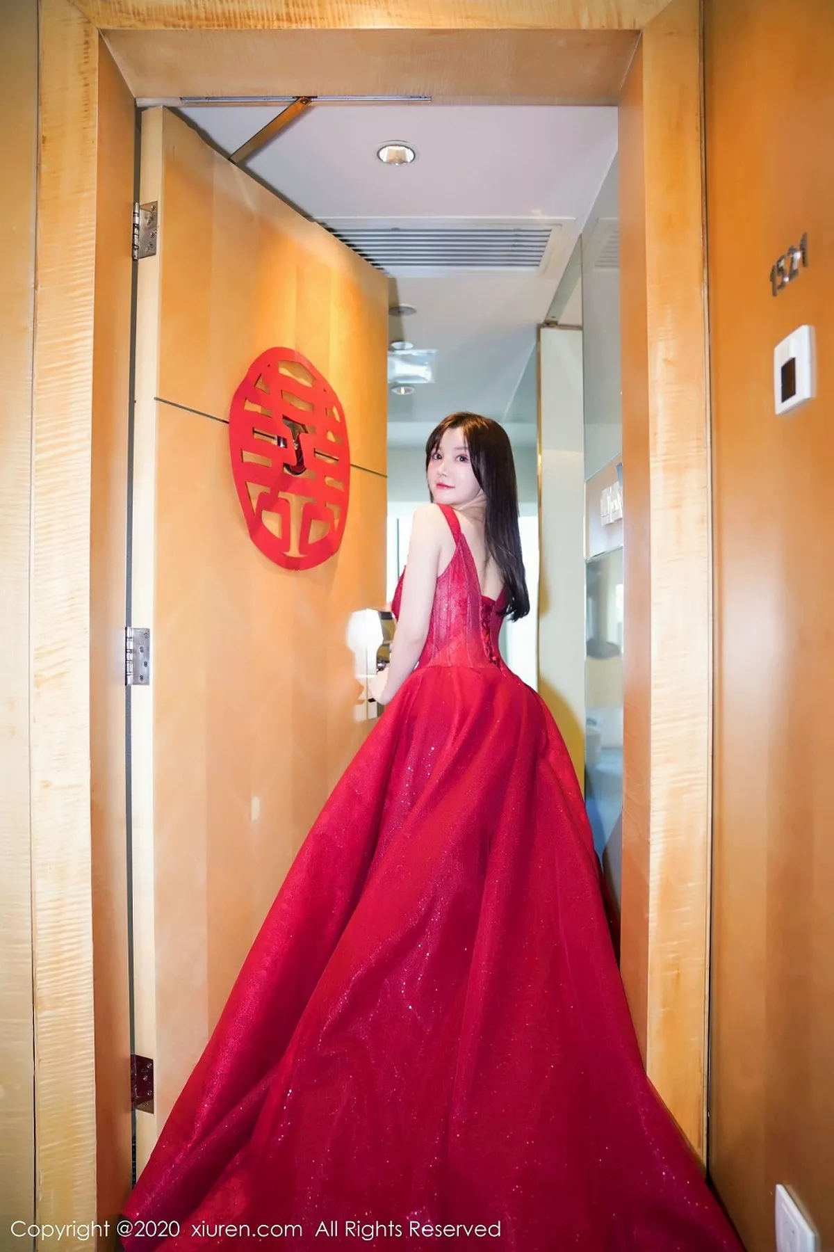 秀人集.com_[XiuRen秀人网]No.2058_女神糯美子Mini私房新娘主题情趣内衣露丰乳肥臀极致诱惑写真116P