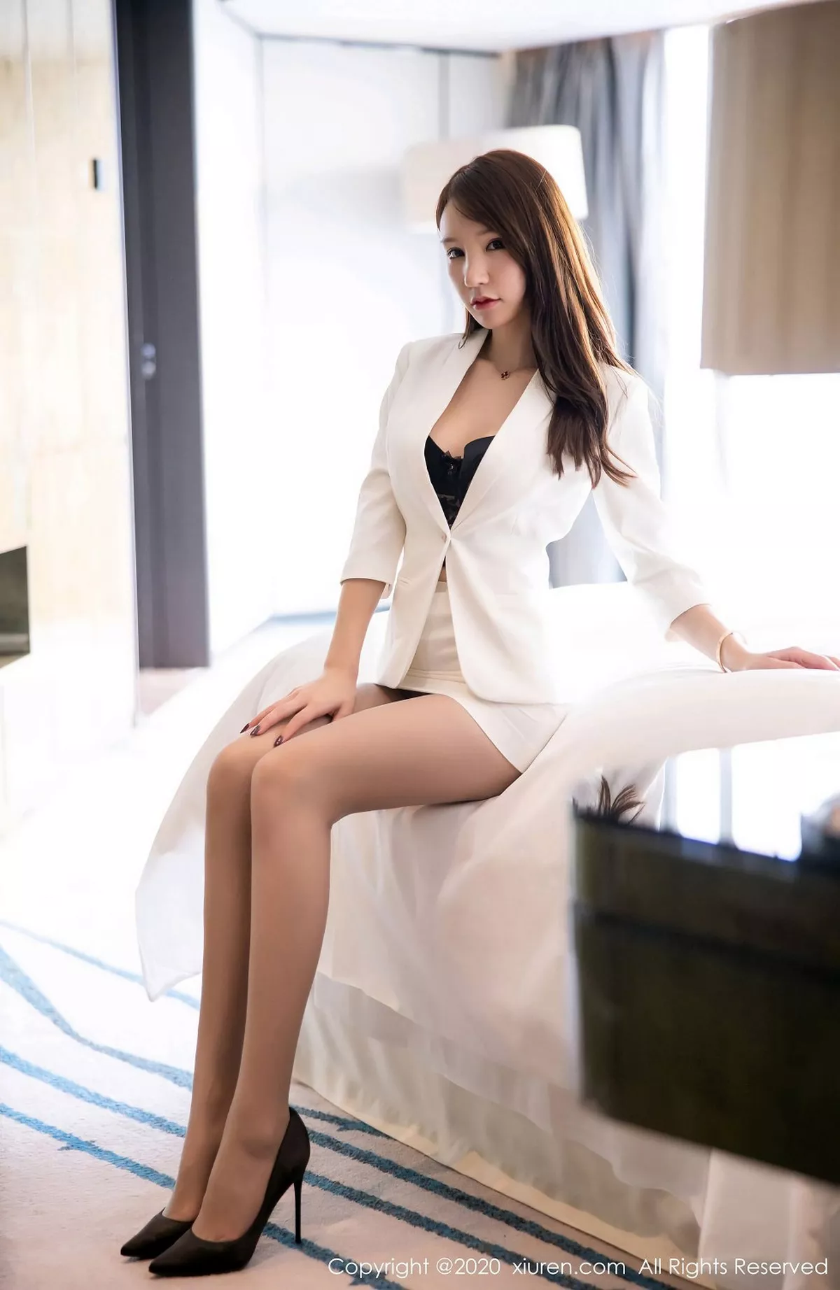 秀人集.com_[XiuRen秀人网]No.2065_女神周于希Sandy霸气女总裁下集职业制服秀性感内衣诱惑写真91P