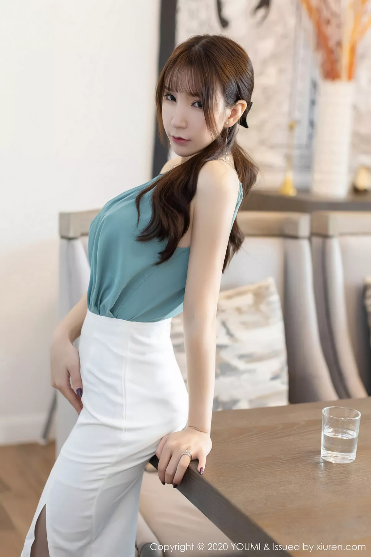 秀人集.com_[YouMi尤蜜荟]Vol.414_女神周于希Sandy普吉岛旅拍私房撩裙露无内肉丝诱惑写真61P