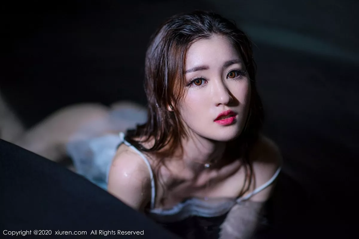 秀人集.com_[XiuRen秀人网]No.2116_嫩模沈梦瑶私房透视情趣睡衣温泉湿身秀火辣美体极致诱惑写真40P