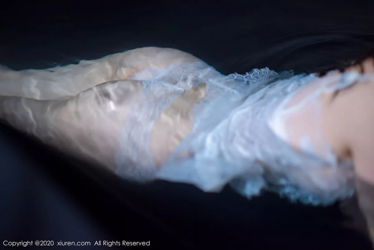 秀人集.com_[XiuRen秀人网]No.2116_嫩模沈梦瑶私房透视情趣睡衣温泉湿身秀火辣美体极致诱惑写真40P