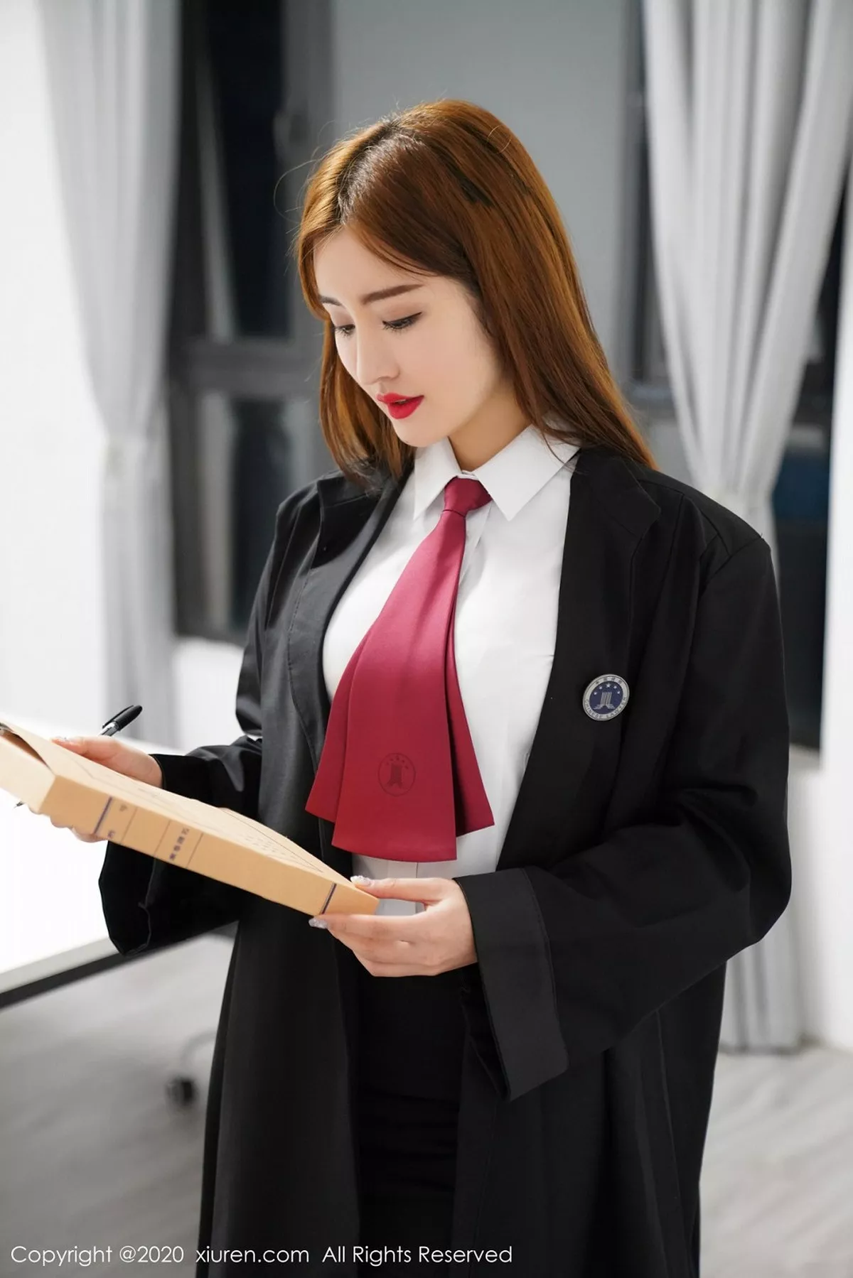 秀人集.com_[XiuRen秀人网]No.2131_女神沈梦瑶性感律师主题职场装破烂黑丝袜秀翘臀撩人诱惑写真90P