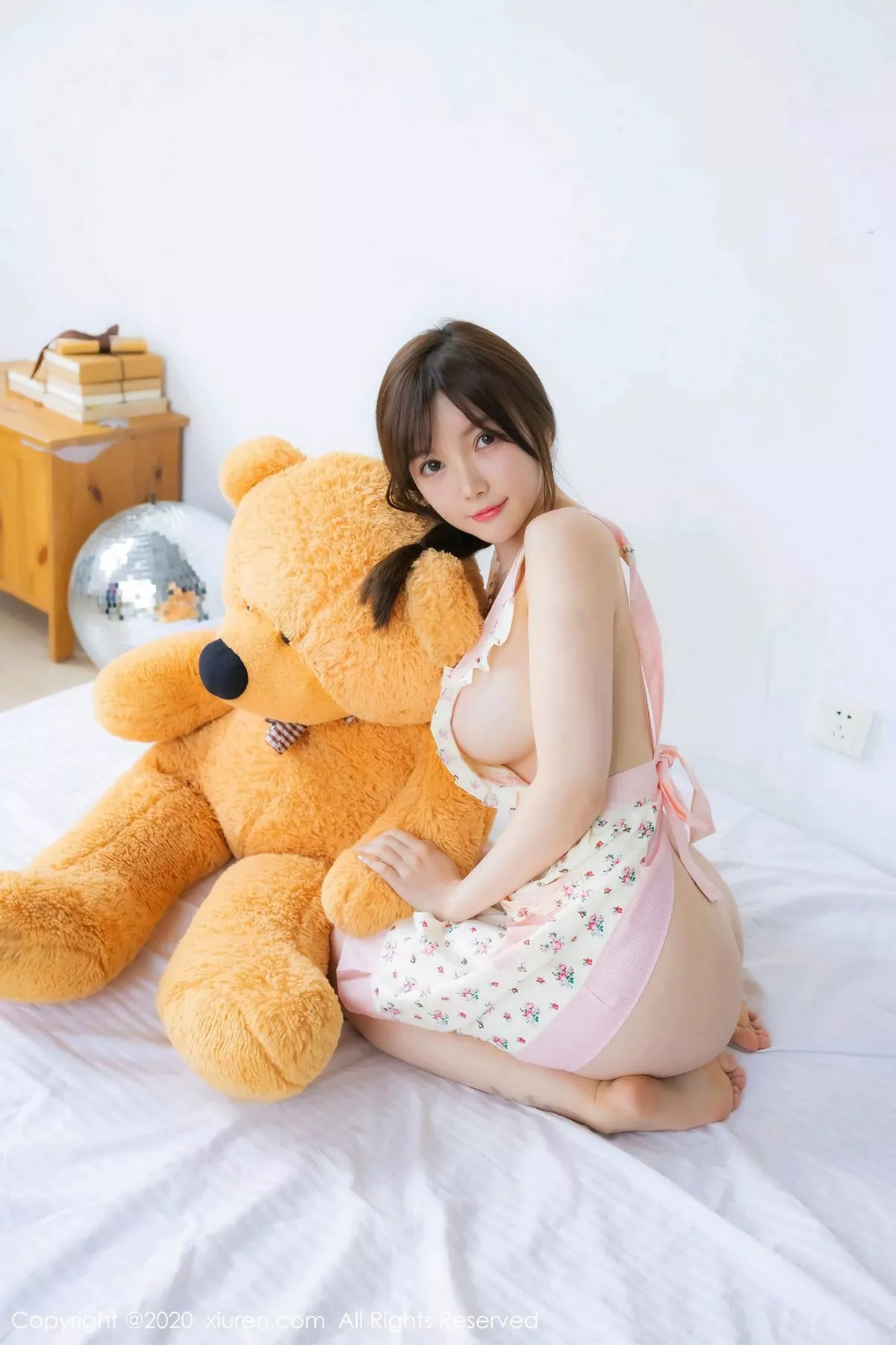 秀人集.com_[XiuRen秀人网]No.2150_女神糯美子Mini私房真空厨娘主题秀豪乳翘臀极致诱惑写真52P