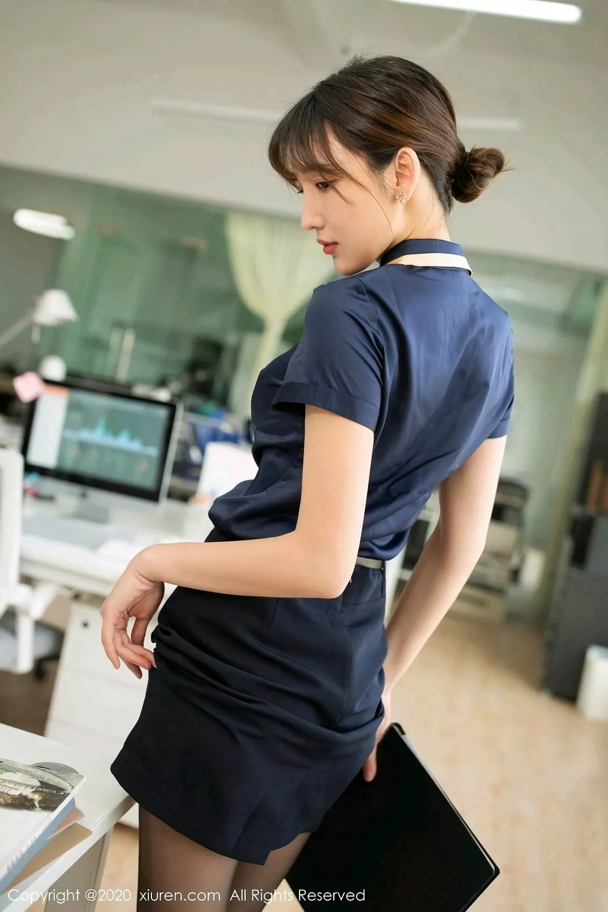 秀人集.com_[XiuRen秀人网]No.2164_嫩模陆萱萱职员制服主题性感内衣配开档黑丝裤袜极致魅惑写真111P