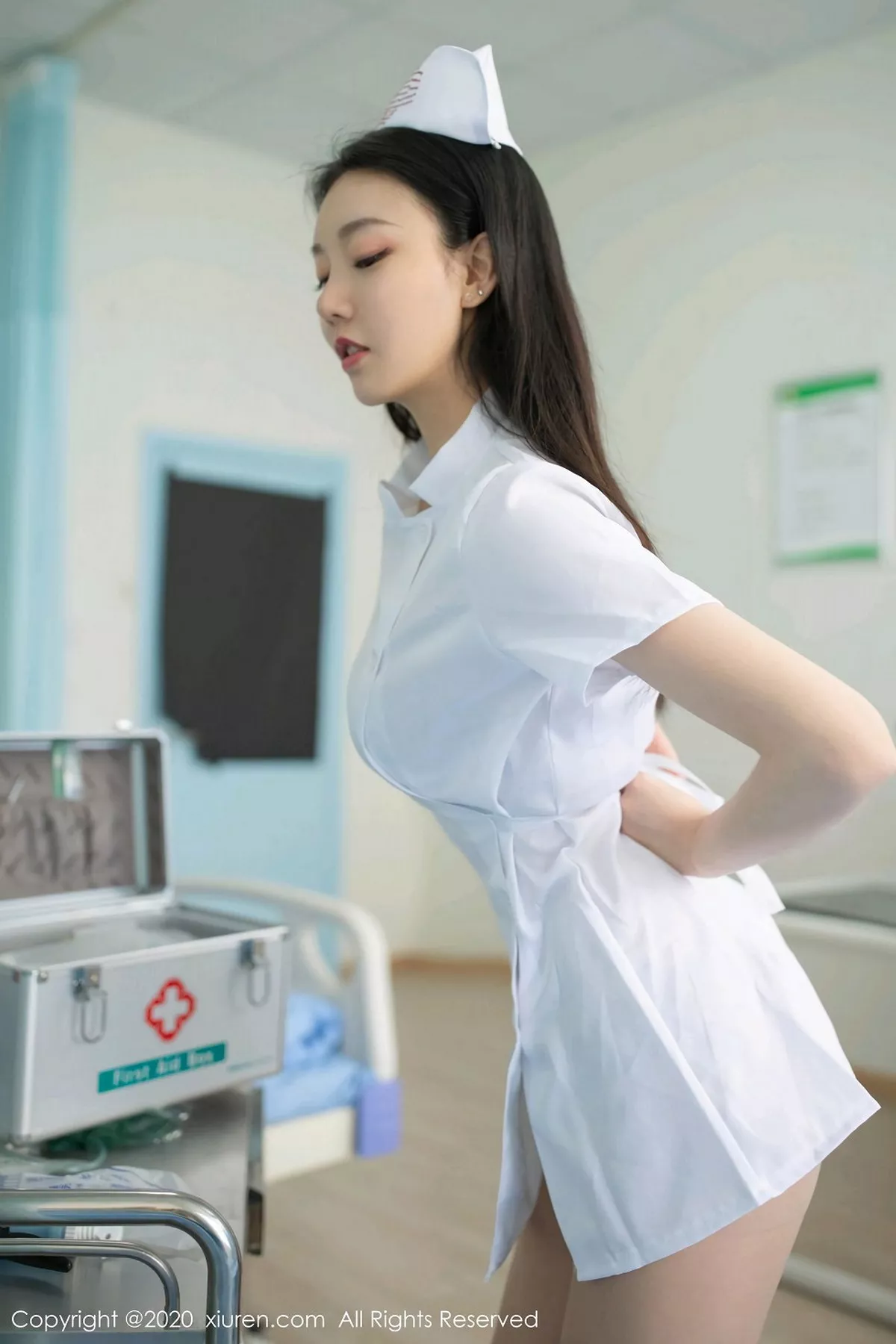 秀人集.com_[XiuRen秀人网]No.2181_嫩模安然Maleah护士制服主题半脱露性感内衣开档肉丝诱惑写真102P