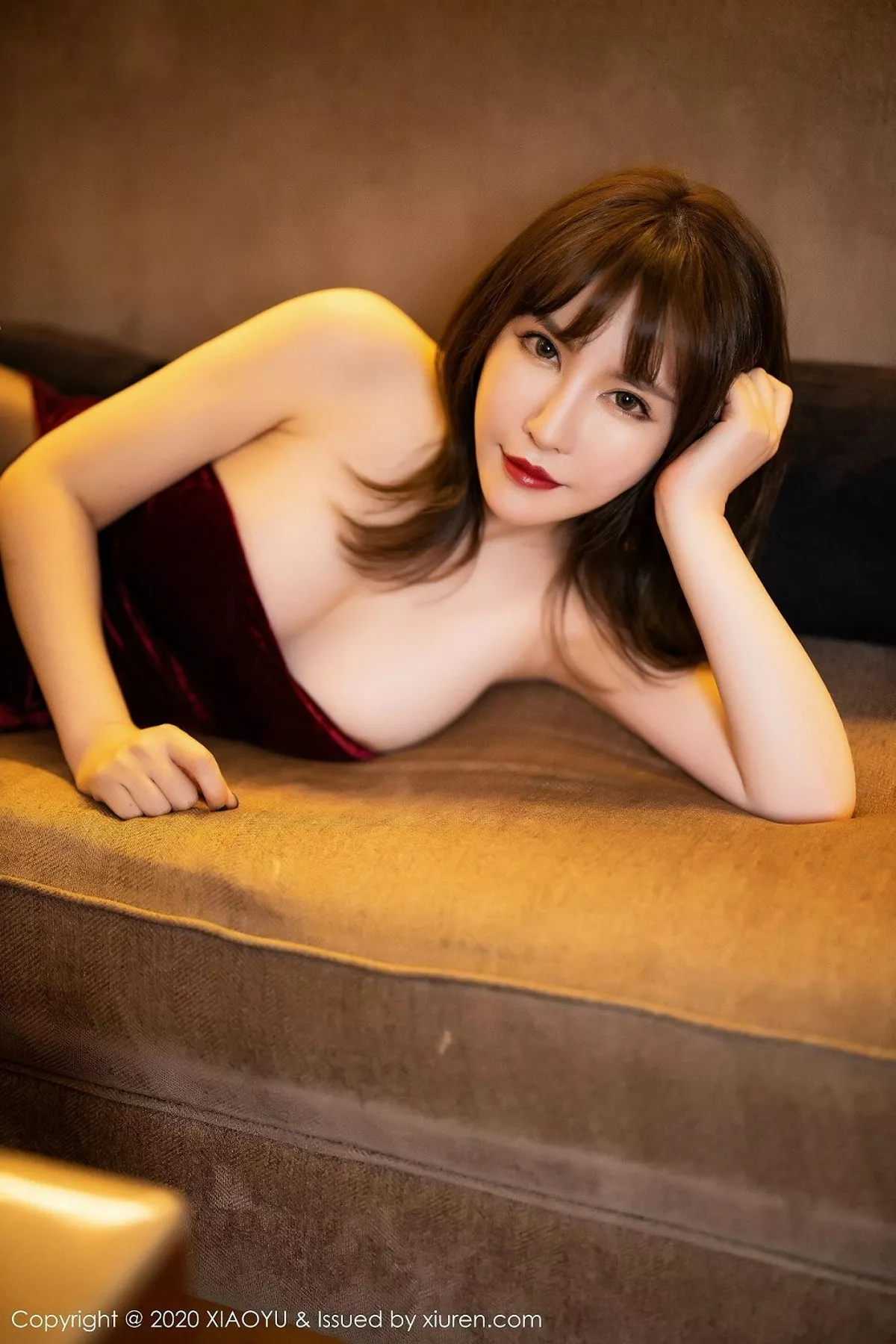 秀人集.com_[XiaoYu画语界]Vol.316_嫩模夏小雅私房超低胸礼服配无内黑丝裤袜极致魅惑写真58P