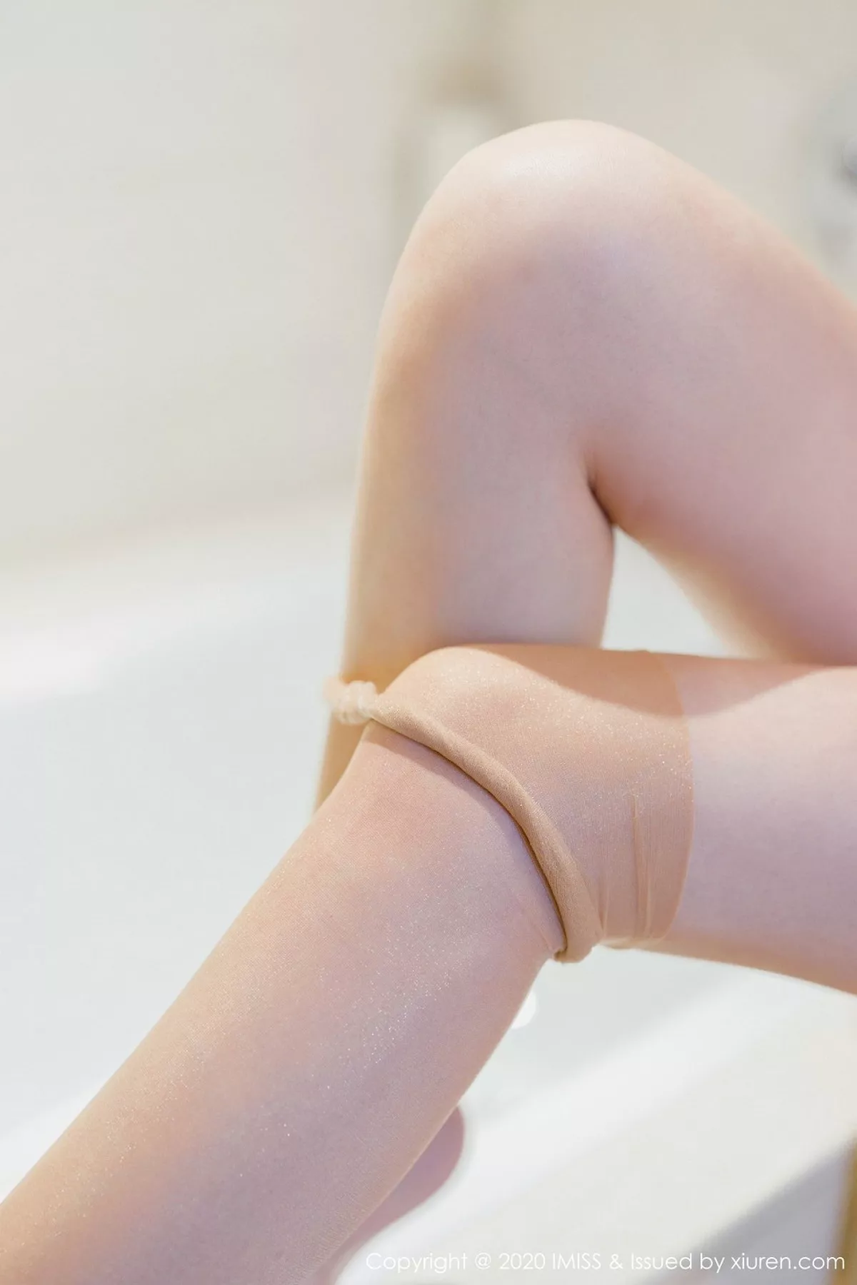 秀人集.com_[IMISS爱蜜社]Vol.477_嫩模九月生私房浴室里性感红色内衣秀完美身材湿身诱惑写真68P