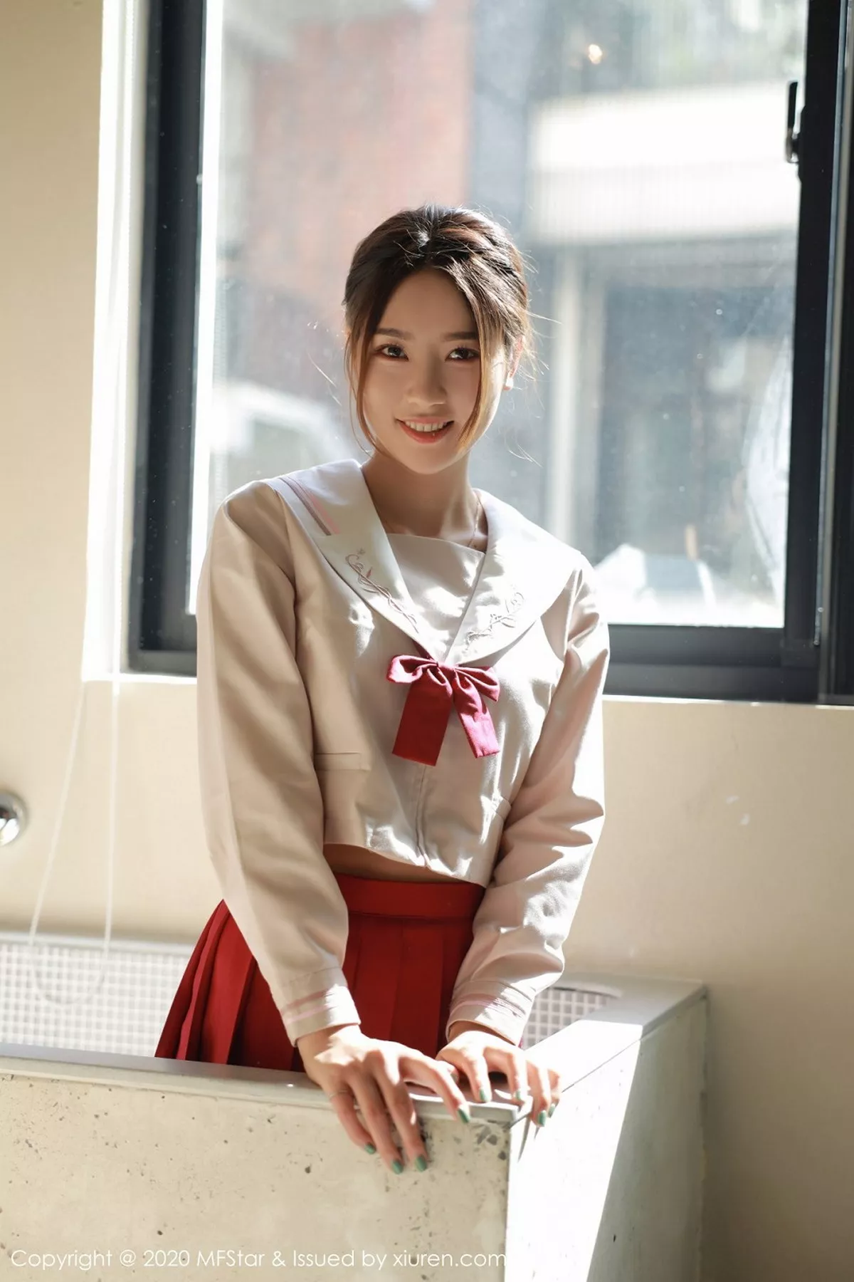 秀人集.com_[MFStar模范学院]Vol.340_嫩模方子萱私房经典JK制服主题红短裙配黑丝袜性感写真61P