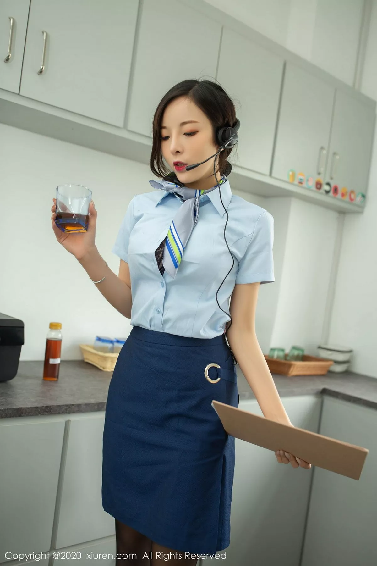 秀人集.com_[XiuRen秀人网]No.2257_嫩模陈小喵客服剧情主题短裙配无内黑丝裤袜极致魅惑写真85P