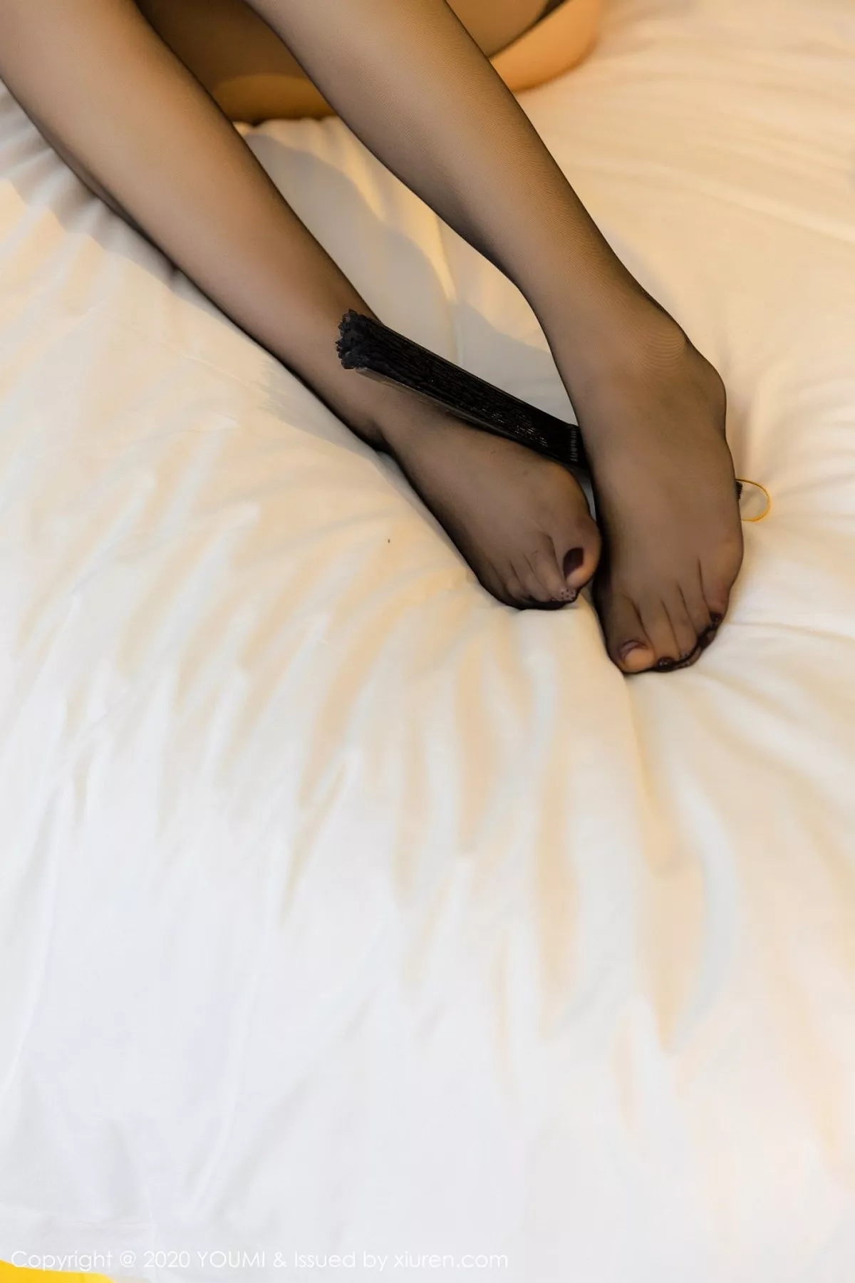 秀人集.com_[YouMi尤蜜荟]Vol.487_女神Angela小热巴大理旅拍性感内衣配开档肉丝裤袜诱惑写真66P