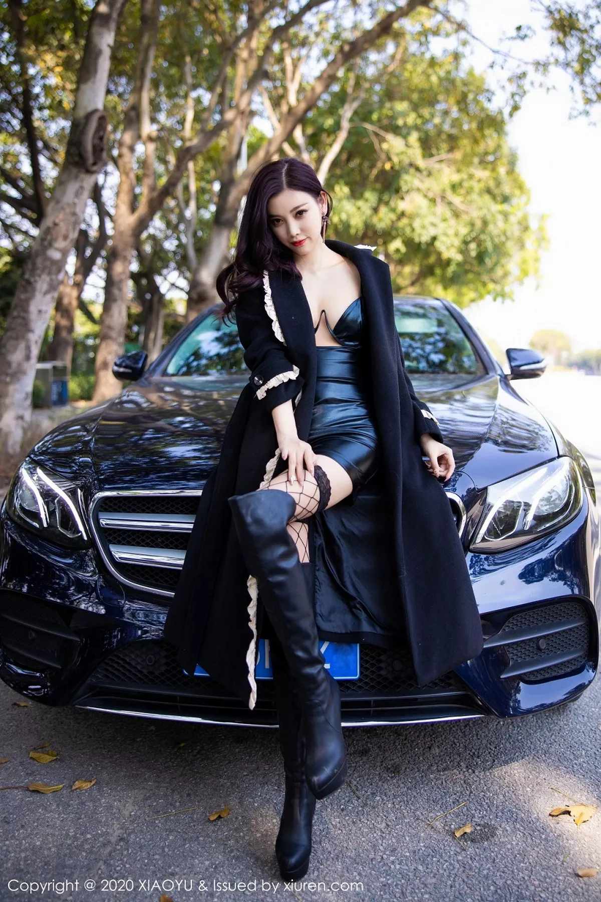 秀人集.com_[XiaoYu画语界]Vol.338_女神杨晨晨sugar性感车拍主题飒爽皮衣配黑丝渔网诱惑写真89P