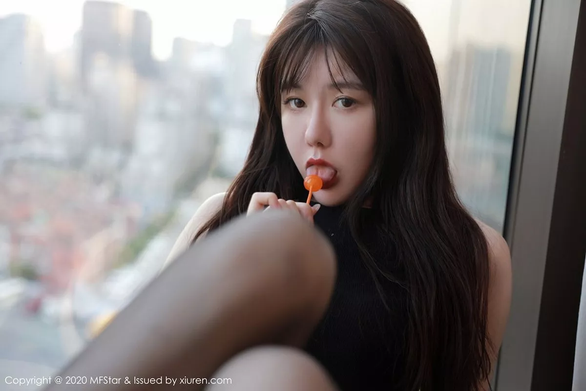 秀人集.com_[MFStar模范学院]Vol.359_嫩模薛琪琪sandy私房捆绑艺吊带黑丝袜极致魅惑写真49P