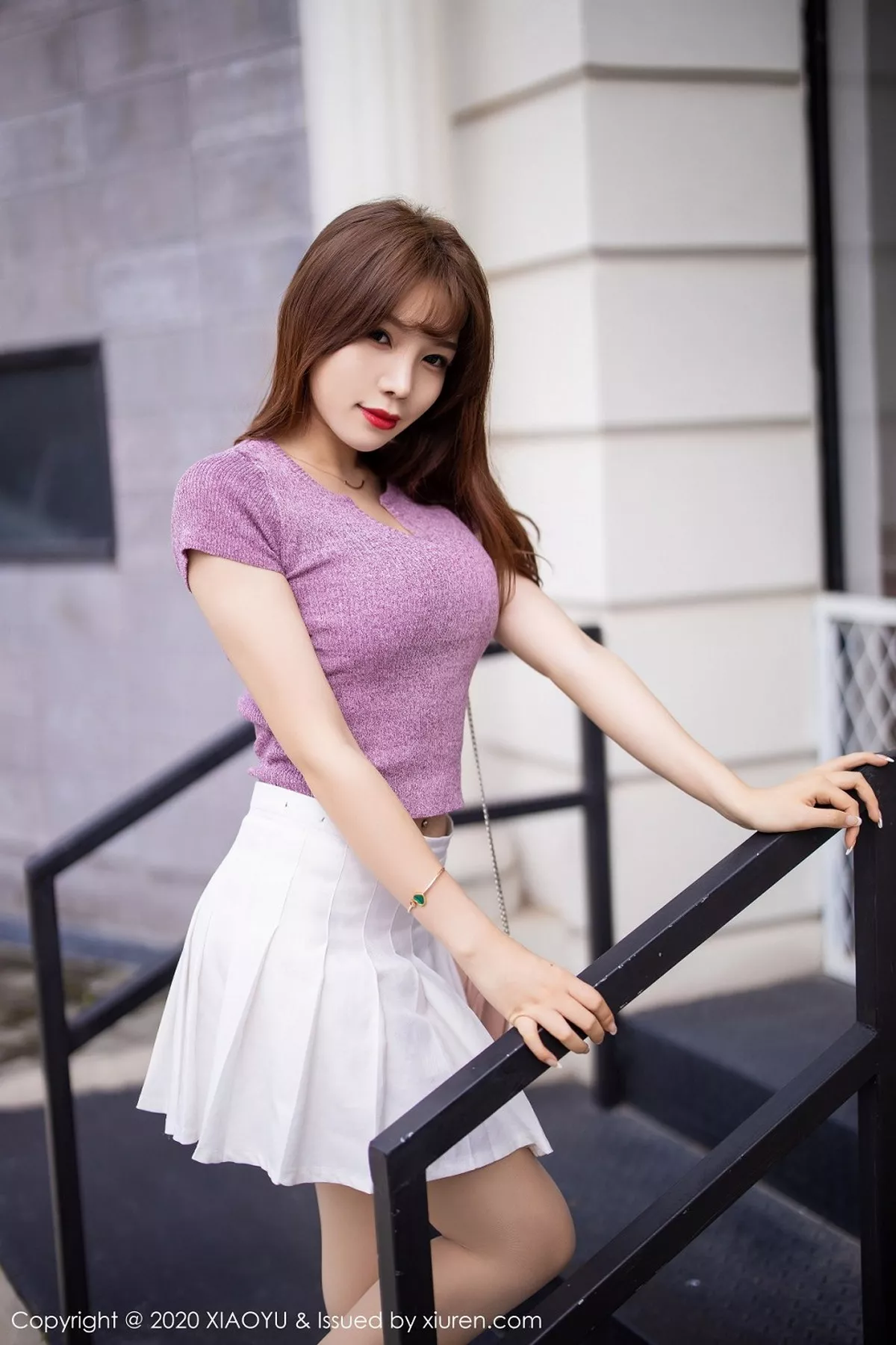 秀人集.com_[XiaoYu画语界]Vol.344_女神芝芝Booty街拍系列时尚粉红紧身运动衣完美诱惑写真101P