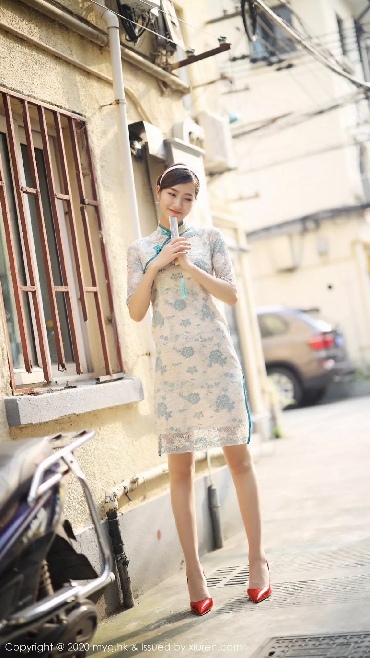 秀人集.com_[MyGirl美媛馆]Vol.446_模特方子萱私房古韵旗袍配现代丝袜秀高挑身材诱惑写真105P