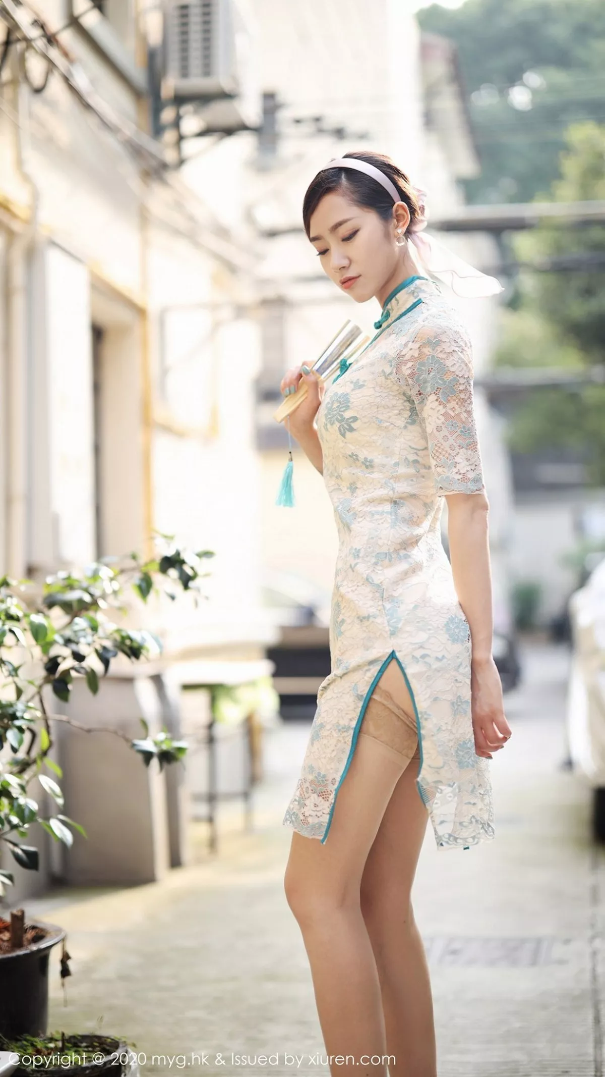 秀人集.com_[MyGirl美媛馆]Vol.446_模特方子萱私房古韵旗袍配现代丝袜秀高挑身材诱惑写真105P