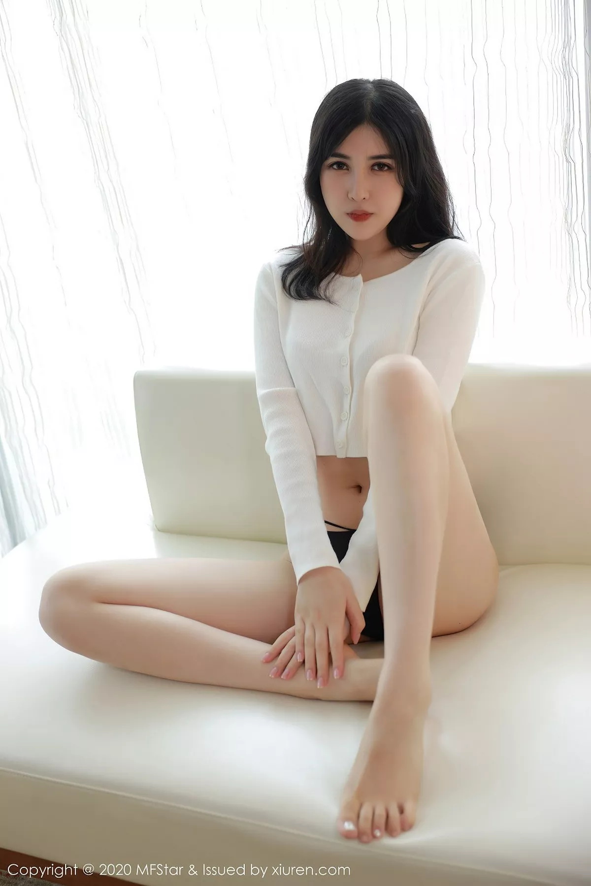 秀人集.com_[MFStar模范学院]Vol.368_嫩模韩静安私房性感黑色内衣半脱秀火辣身材撩人诱惑写真51P