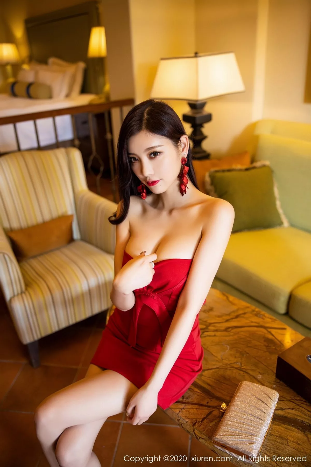 秀人集.com_[XiuRen秀人网]No.2373_女神杨晨晨sugar性感露背猩红吊裙秀白嫩肌肤撩人诱惑写真54P