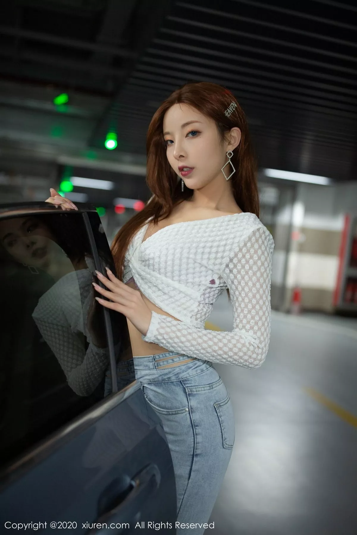 秀人集.com_[XiuRen秀人网]No.2374_嫩模陈小喵停车场车拍主题脱牛仔裤露性感蕾丝内衣诱惑写真65P