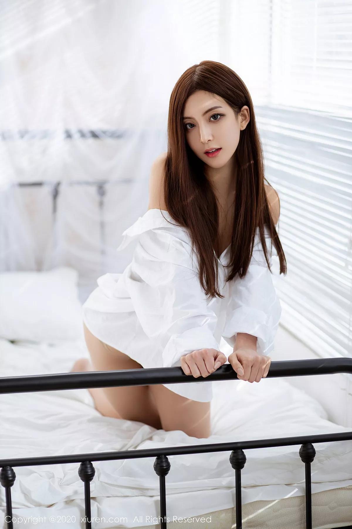 秀人集.com_[XiuRen秀人网]No.2545_嫩模林文文yooki秘书主题白衬衫配肉丝裤袜秀完美身材诱惑写真56P