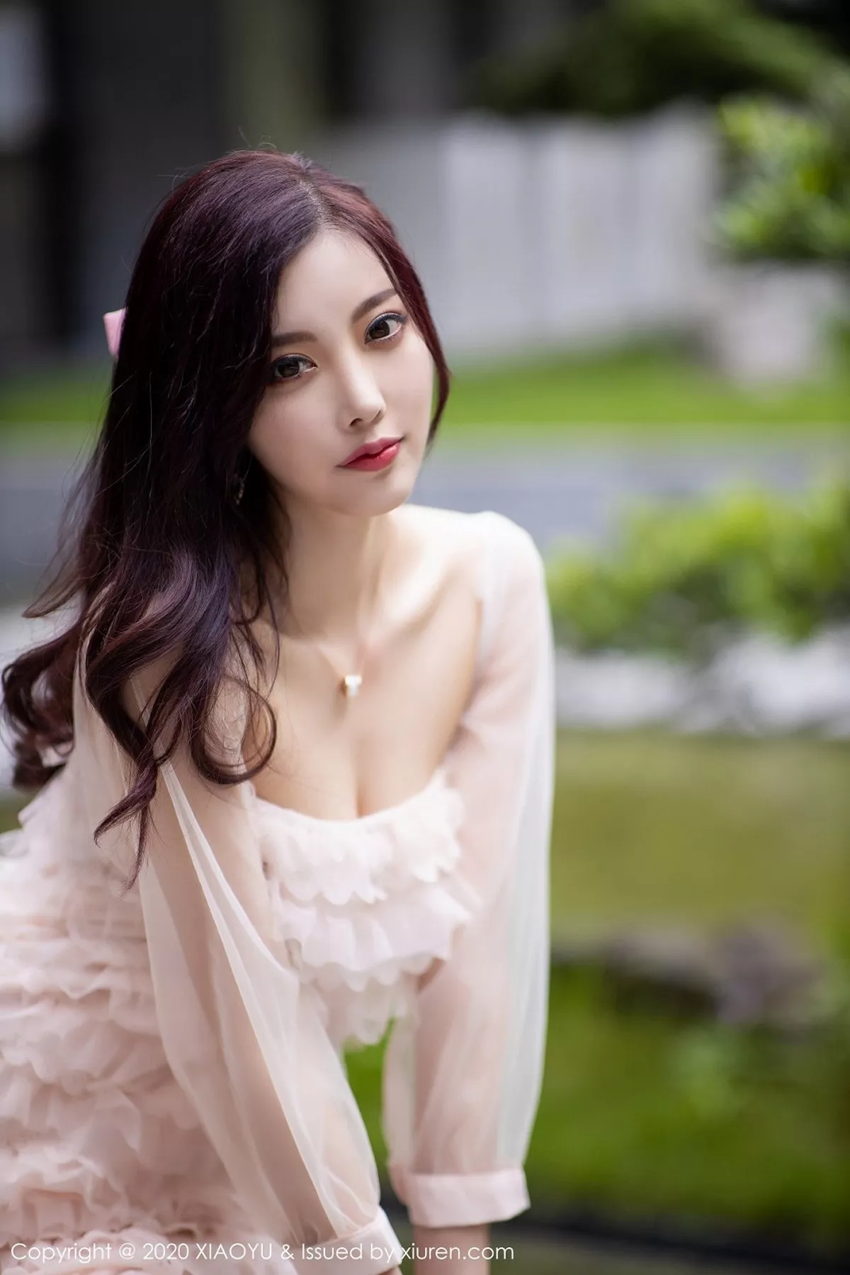 秀人集.com_[XiaoYu画语界]Vol.358_女神杨晨晨sugar阳朔旅拍粉色运动内衣秀魔鬼身材诱惑写真70P