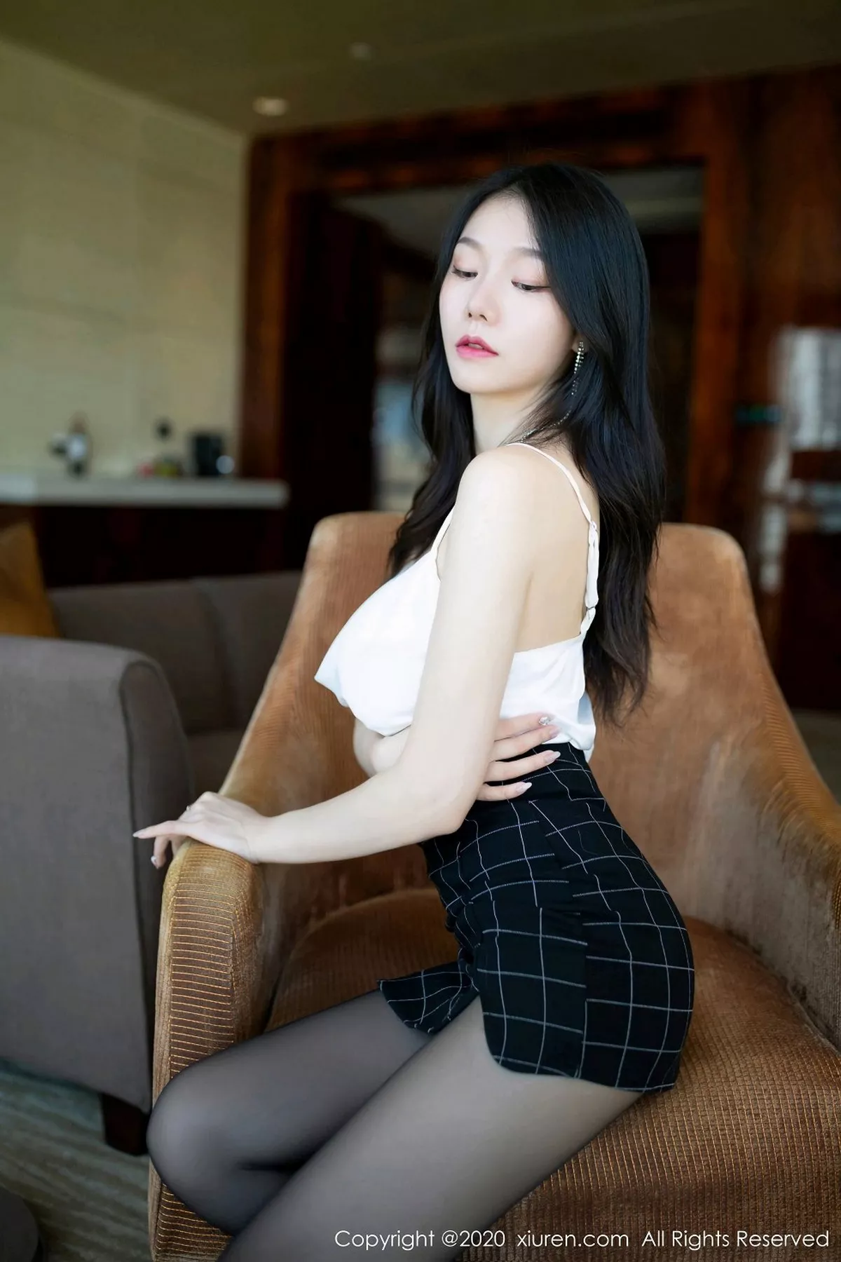 秀人集.com_[XiuRen秀人网]No.2710_嫩模安然Maleah私人秘书主题白色吊带内衣配黑丝裤袜诱惑写真55P