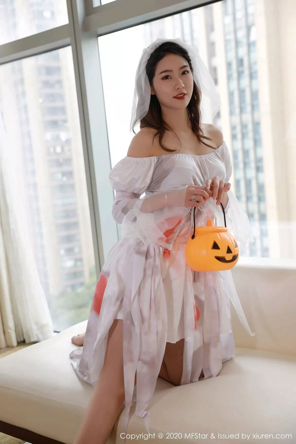 秀人集.com_[MFStar模范学院]Vol.408_嫩模方子萱万圣节鬼新娘主题撩裙露蕾丝内裤诱惑写真61P