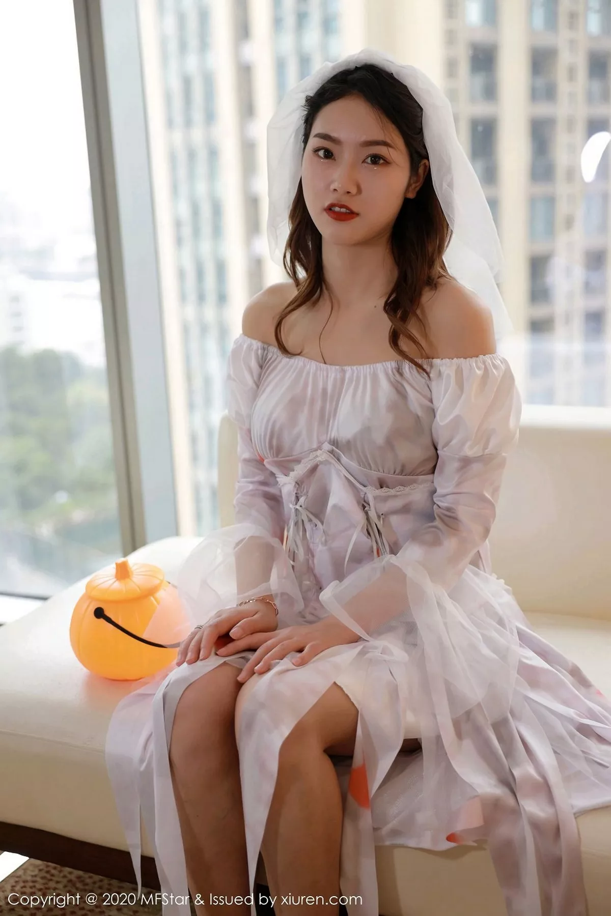 秀人集.com_[MFStar模范学院]Vol.408_嫩模方子萱万圣节鬼新娘主题撩裙露蕾丝内裤诱惑写真61P