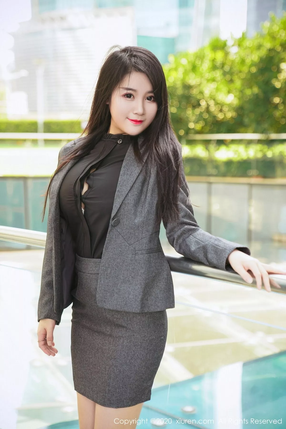 秀人集.com_[XiuRen秀人网]No.2628_嫩模美七Mia酒店OL制服剧情主题性感透视内裤秀翘臀诱惑写真64P