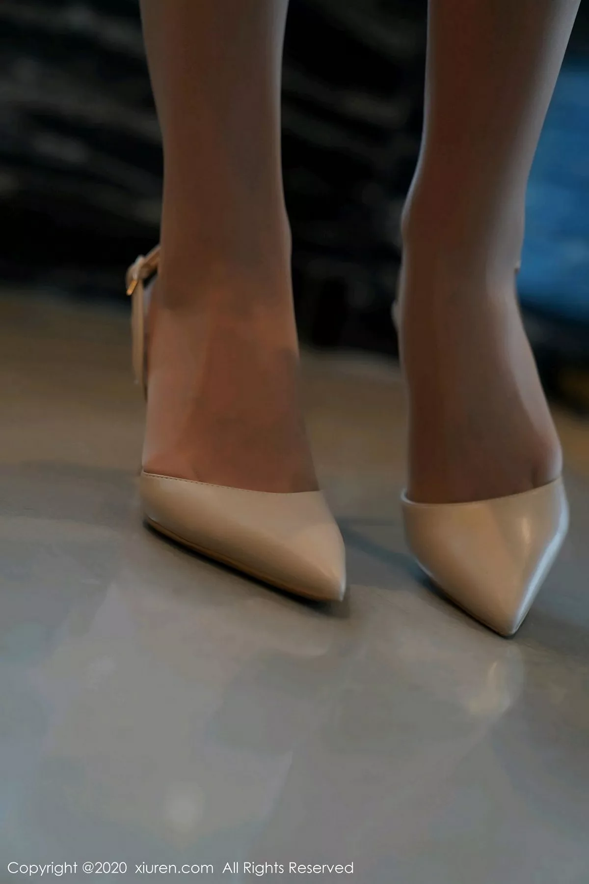 秀人集.com_[XiuRen秀人网]No.2825_嫩模仓井优香眼镜OL职业装秘书主题撩裙露白色缕空内裤诱惑写真50P