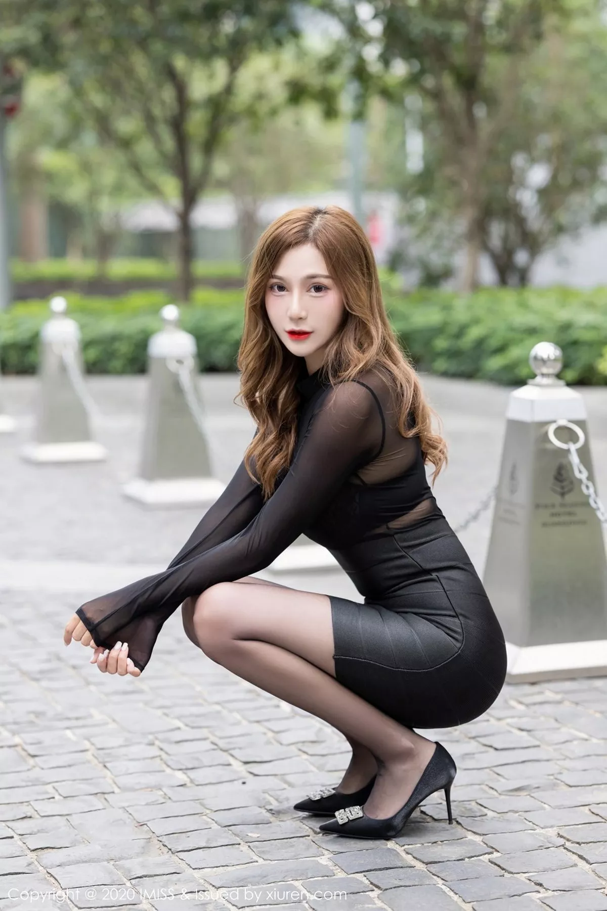 秀人集.com_[IMISS爱蜜社]Vol.529_气质女神Lavinia肉私房性感黑色内衣露玲珑有致身材诱惑写真53P